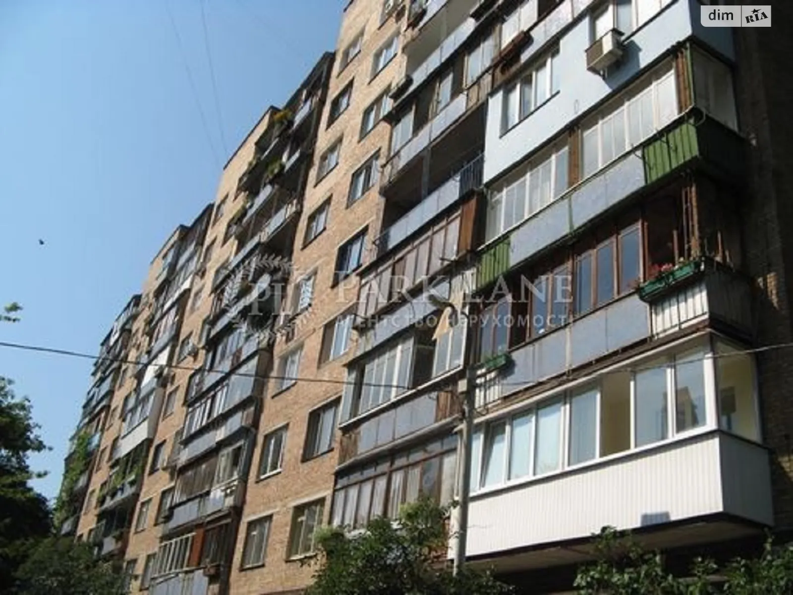Продается 3-комнатная квартира 68 кв. м в Киеве, ул. Митрополита Василия Липковского(Урицкого), 37