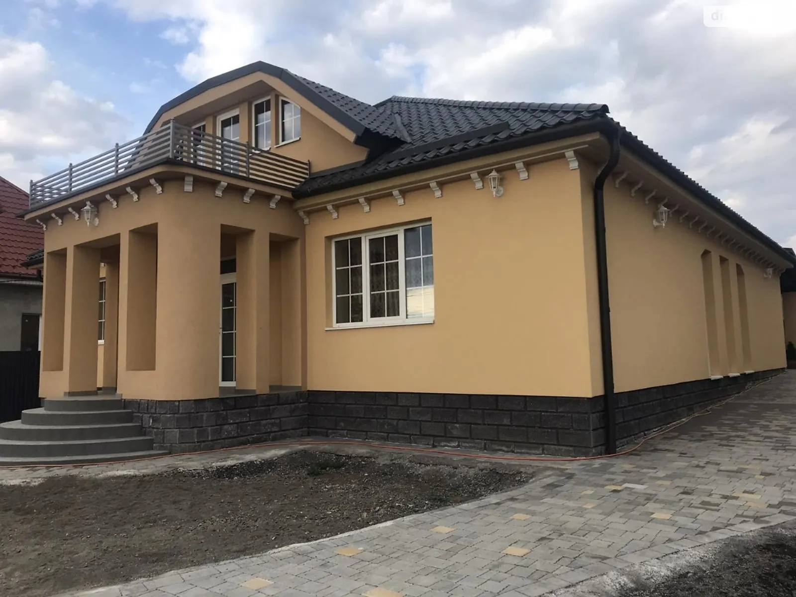 Продается одноэтажный дом 175 кв. м с камином, цена: 195000 $ - фото 1