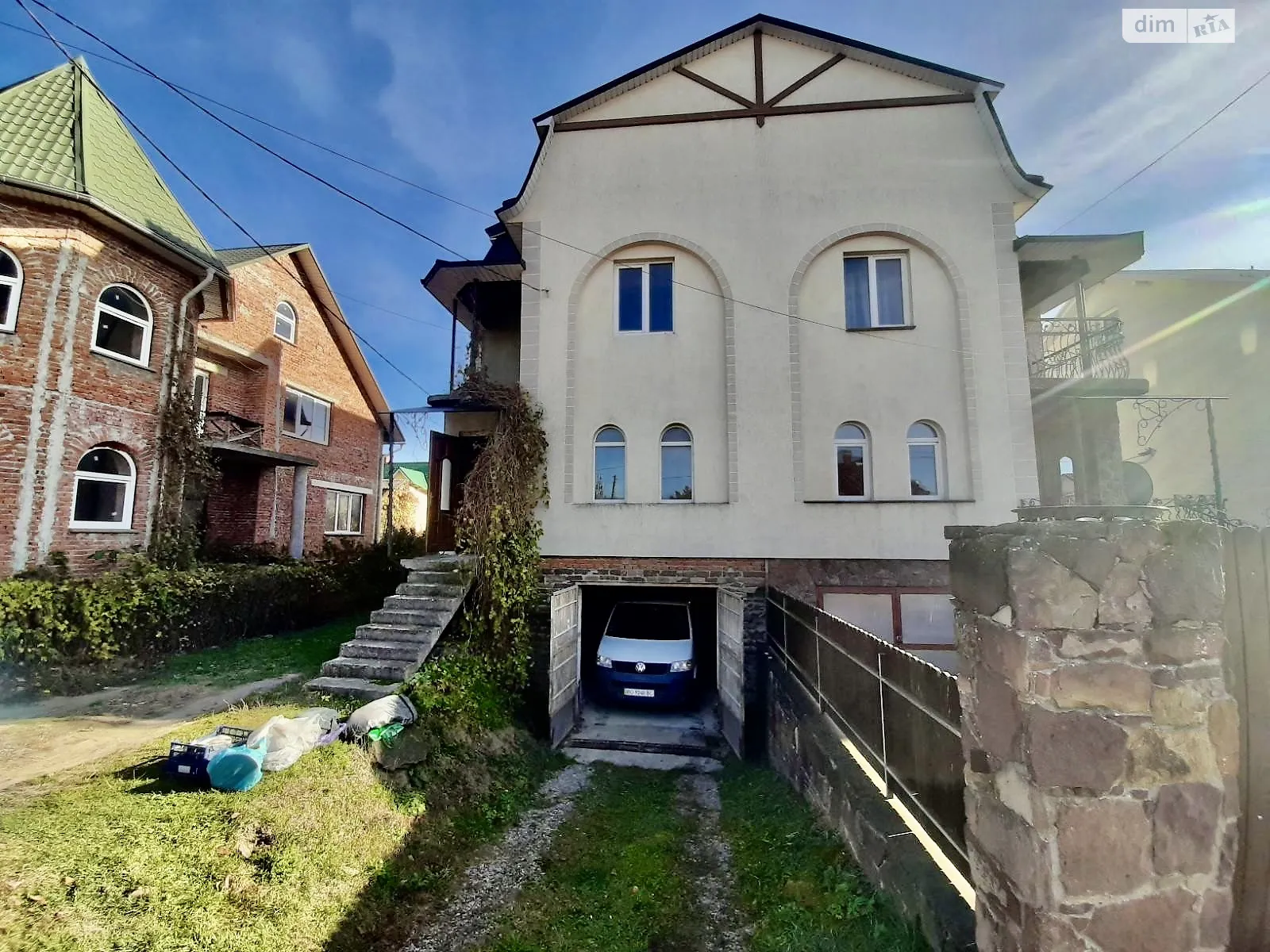 Продается часть дома 199 кв. м с террасой, цена: 75000 $