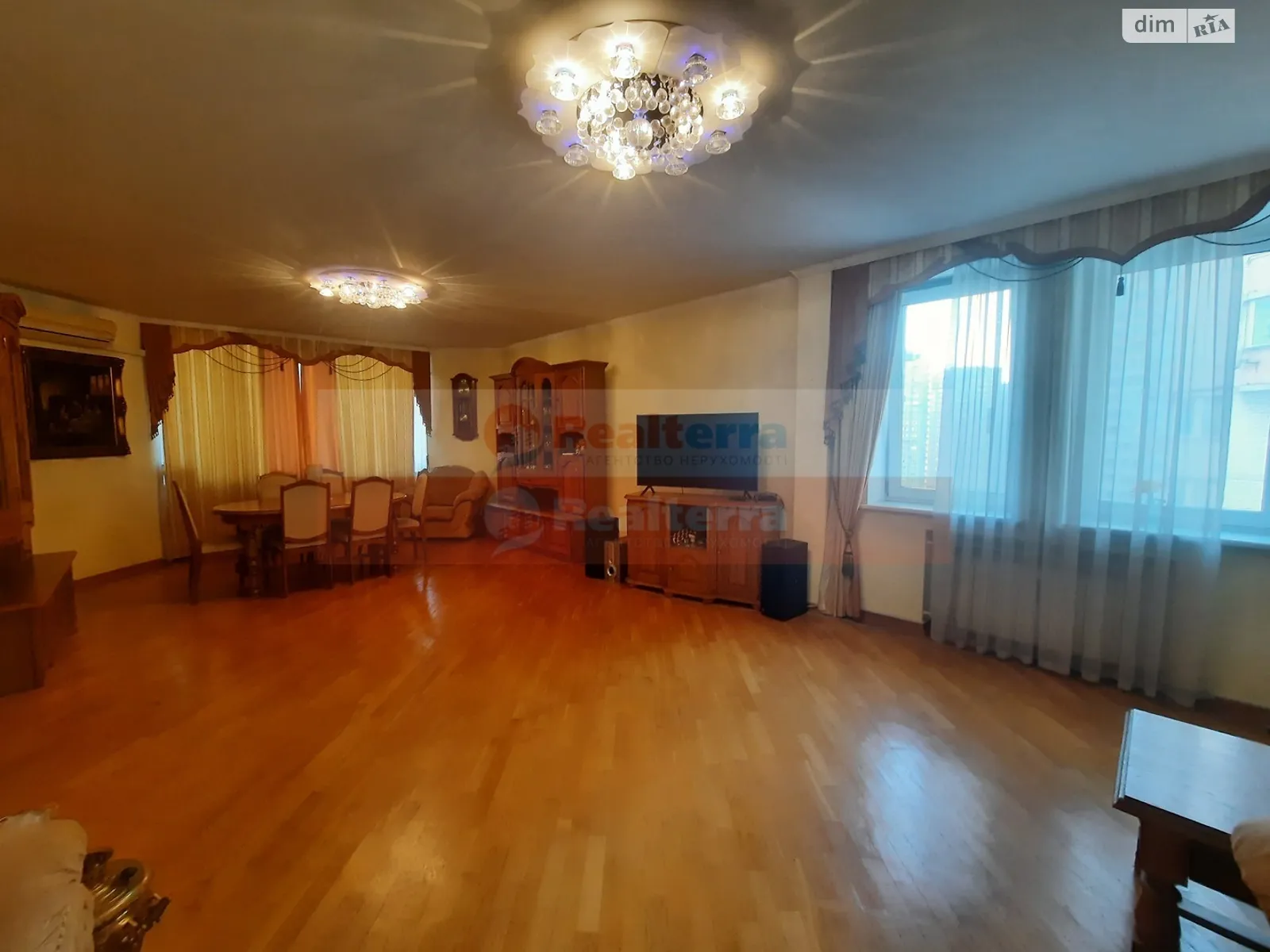Продается 4-комнатная квартира 125.2 кв. м в Киеве, просп. Николая  Бажана, 16 - фото 1