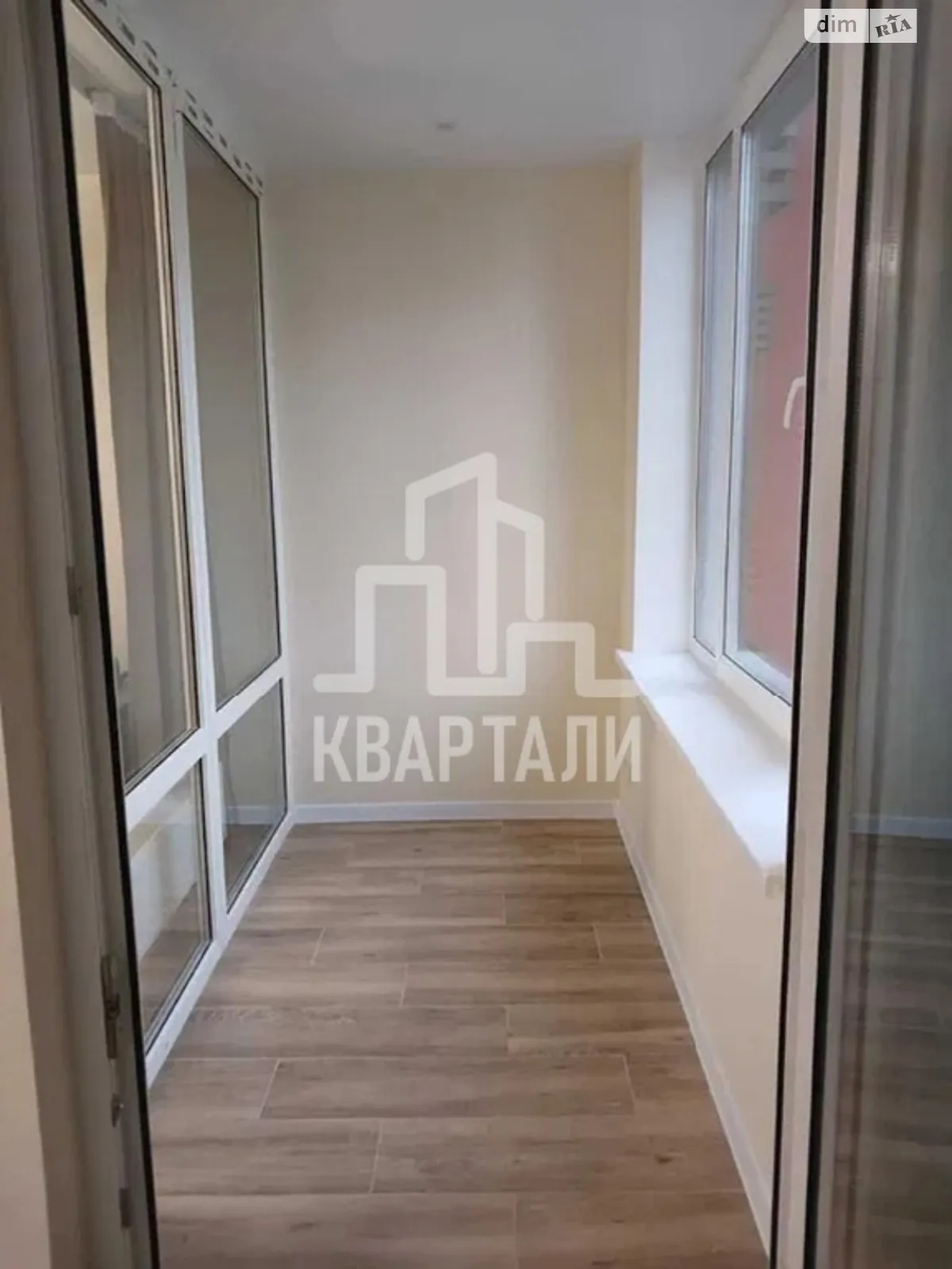 Продається 1-кімнатна квартира 43 кв. м у Києві - фото 3