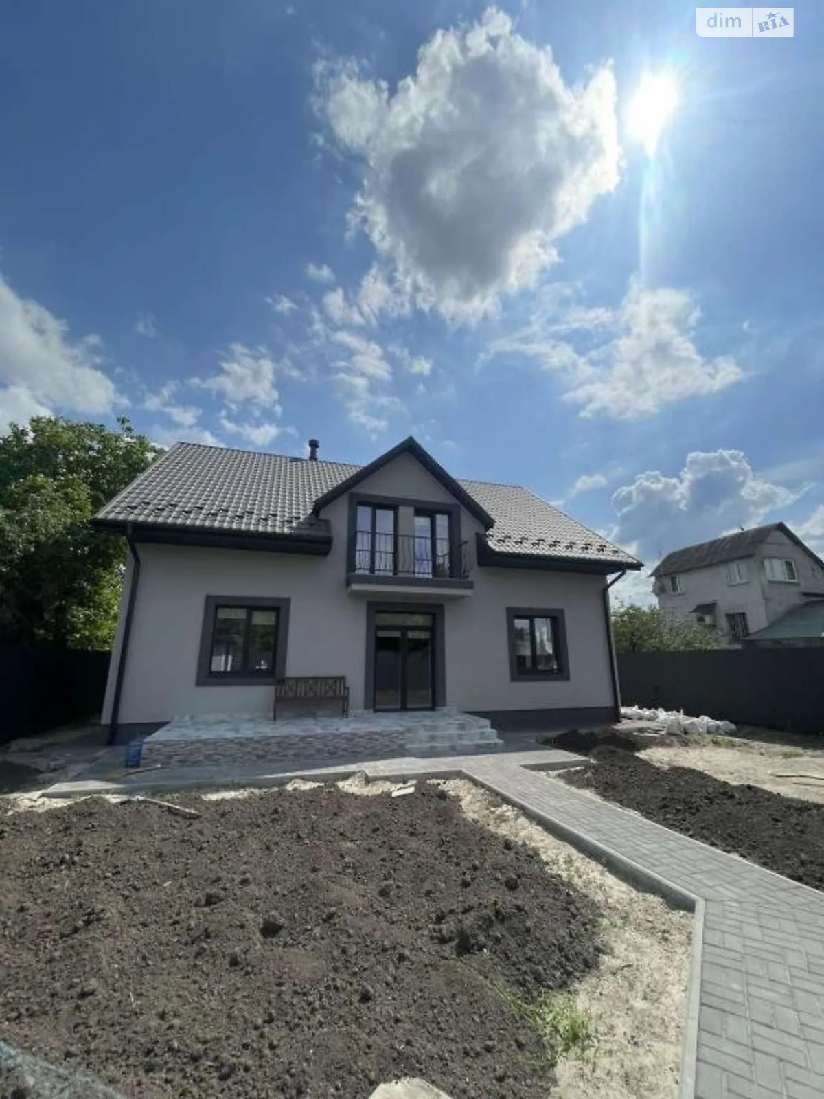 Продається будинок 2 поверховий 250 кв. м з терасою, цена: 230000 $