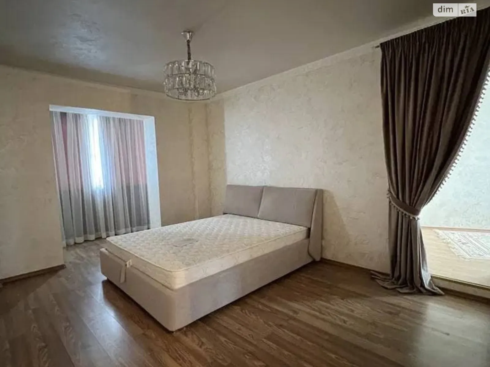 Продается 3-комнатная квартира 82 кв. м в Киеве, ул. Николая Закревского, 57 - фото 1