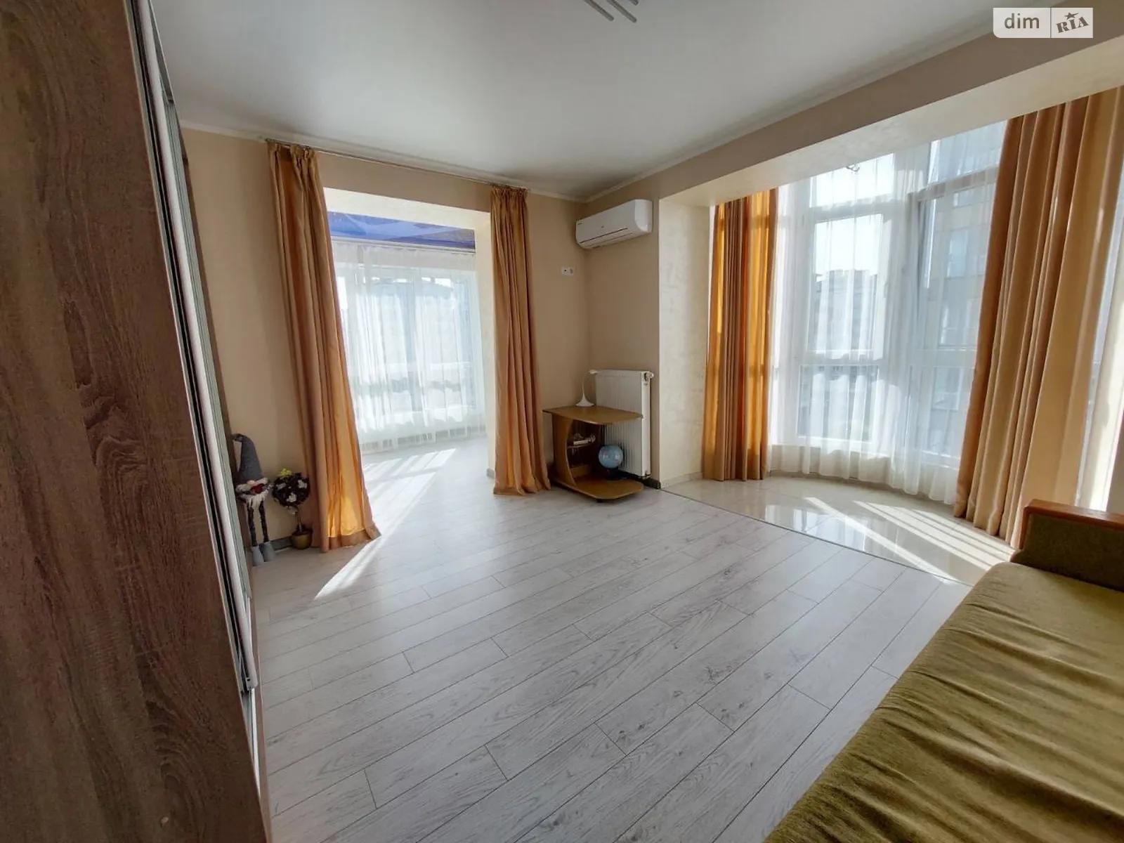 Продается 3-комнатная квартира 67 кв. м в Криховцах, ул. Дворовая, 1 - фото 1