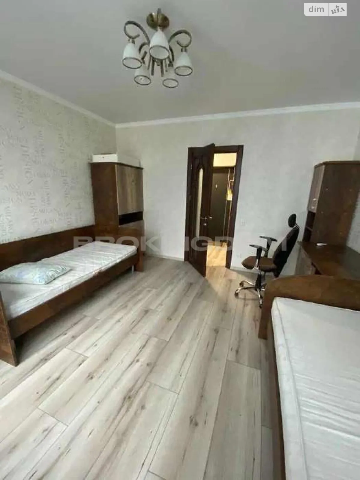 Продается 2-комнатная квартира 76 кв. м в Киеве, ул. Олимпия Галика - фото 1