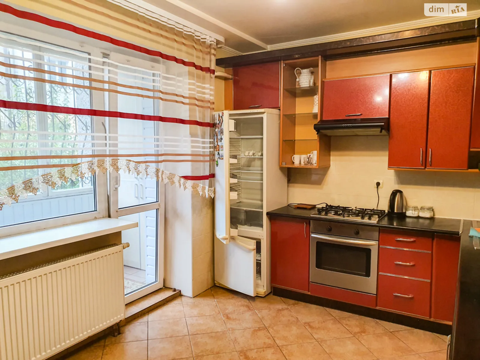 3-кімнатна квартира 92 кв. м у Тернополі, цена: 300 $