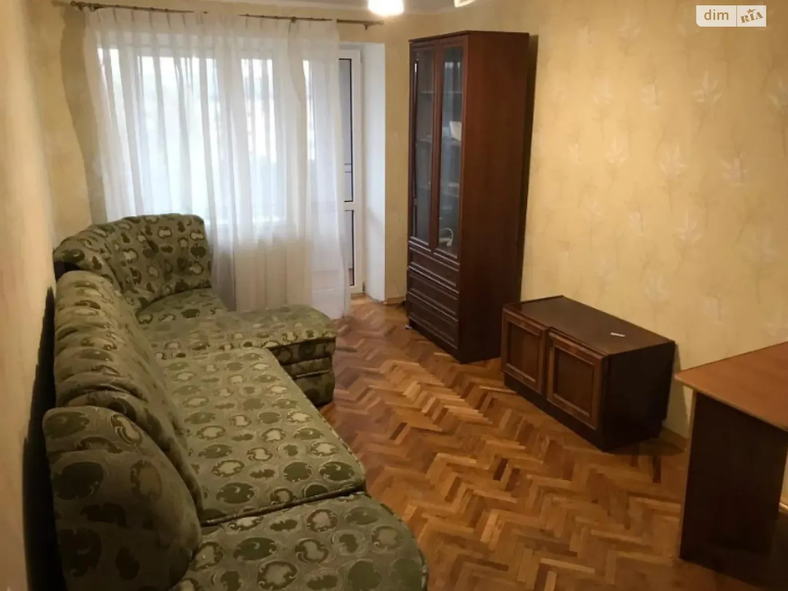 Продается 1-комнатная квартира 32 кв. м в Ивано-Франковске, ул. Карпатская, 2