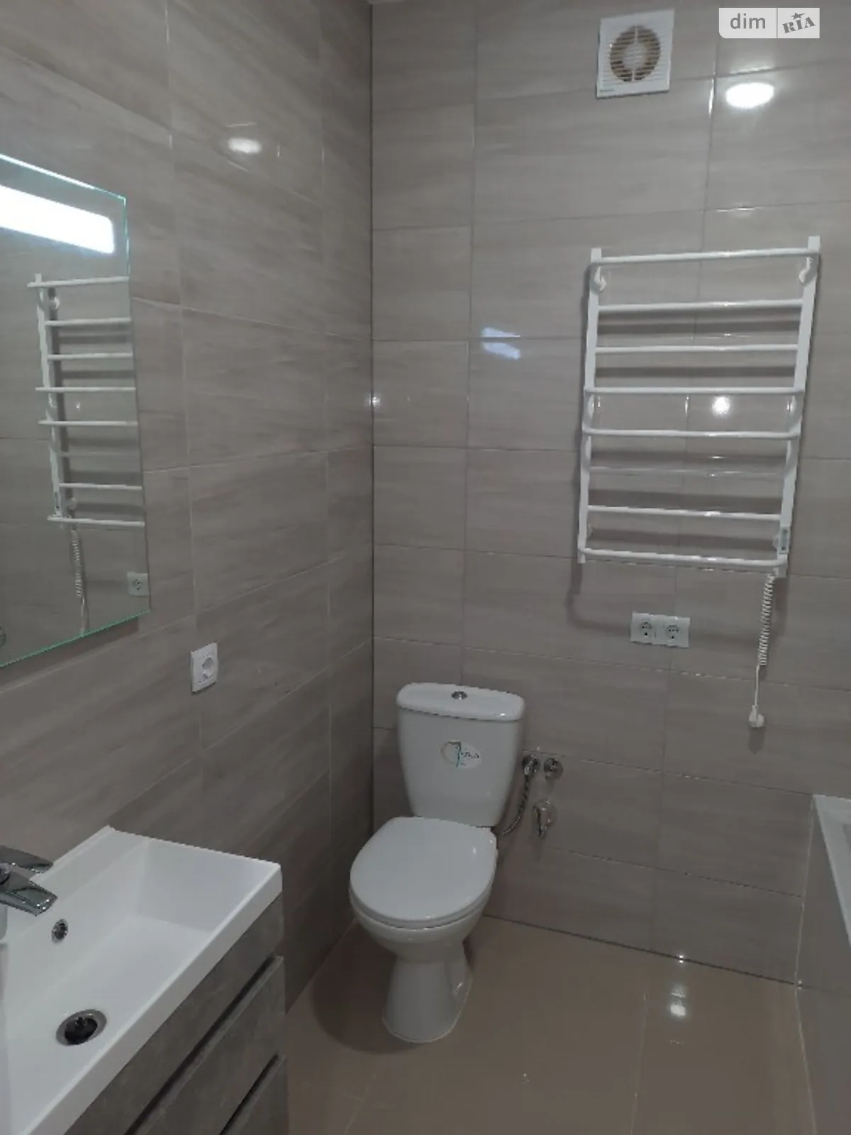 Продается 1-комнатная квартира 58 кв. м в Хмельницком - фото 1