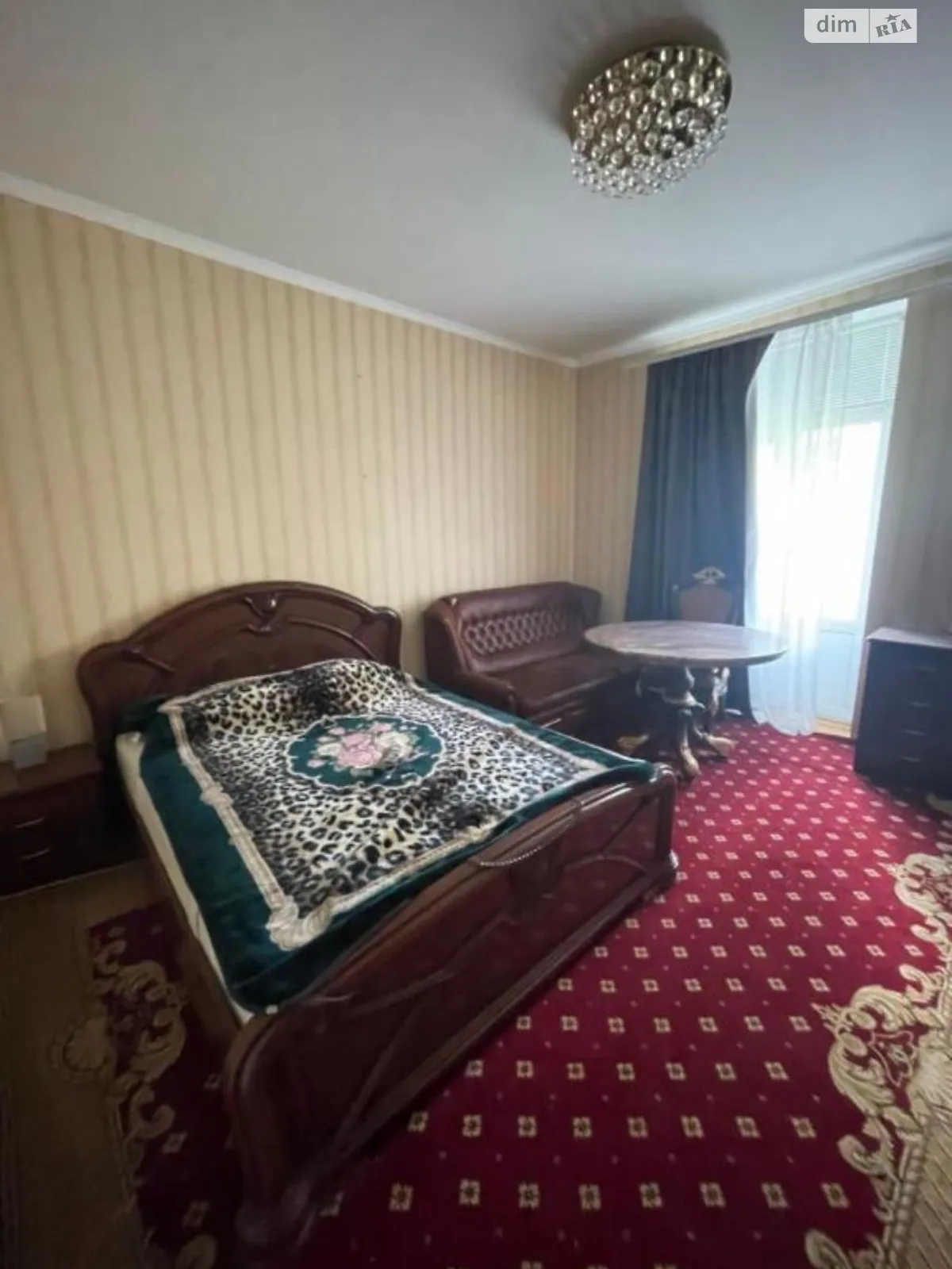 Продается 1-комнатная квартира 42 кв. м в Киеве, ул. Катерины Белокур, 4 - фото 1