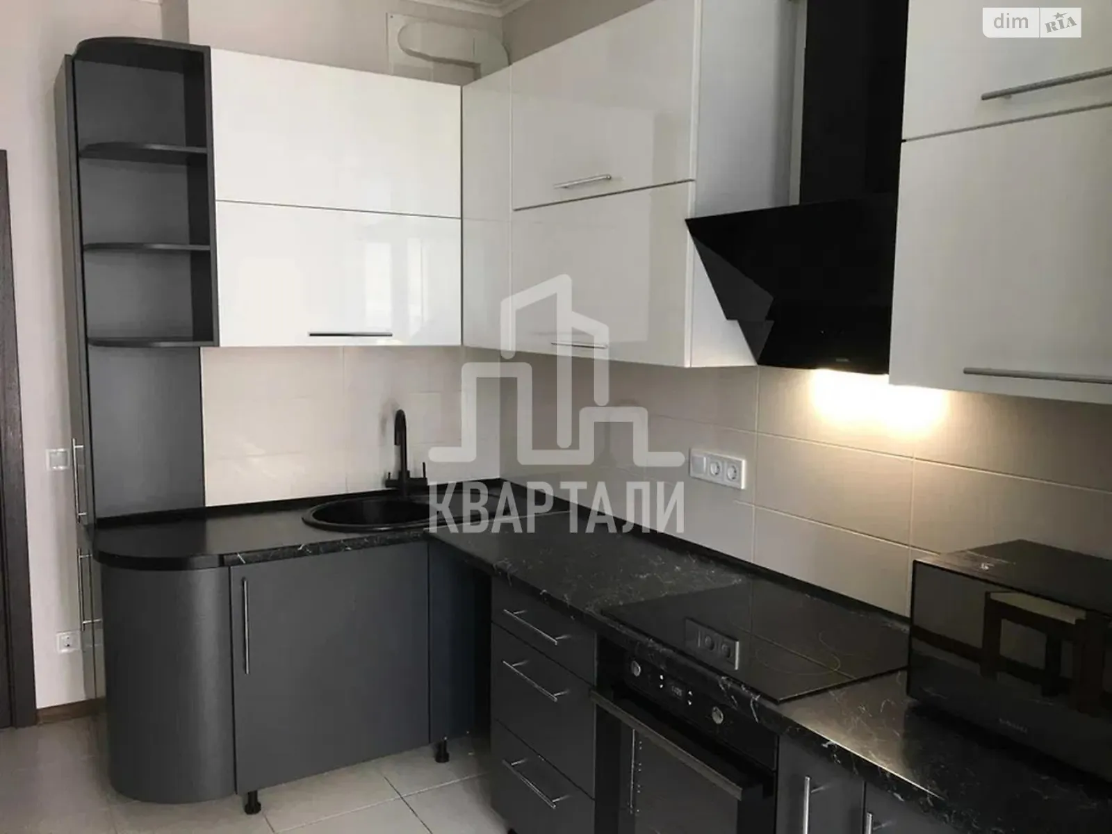 Продается 3-комнатная квартира 86.91 кв. м в Киеве, ул. Семьи Кульженков, 6