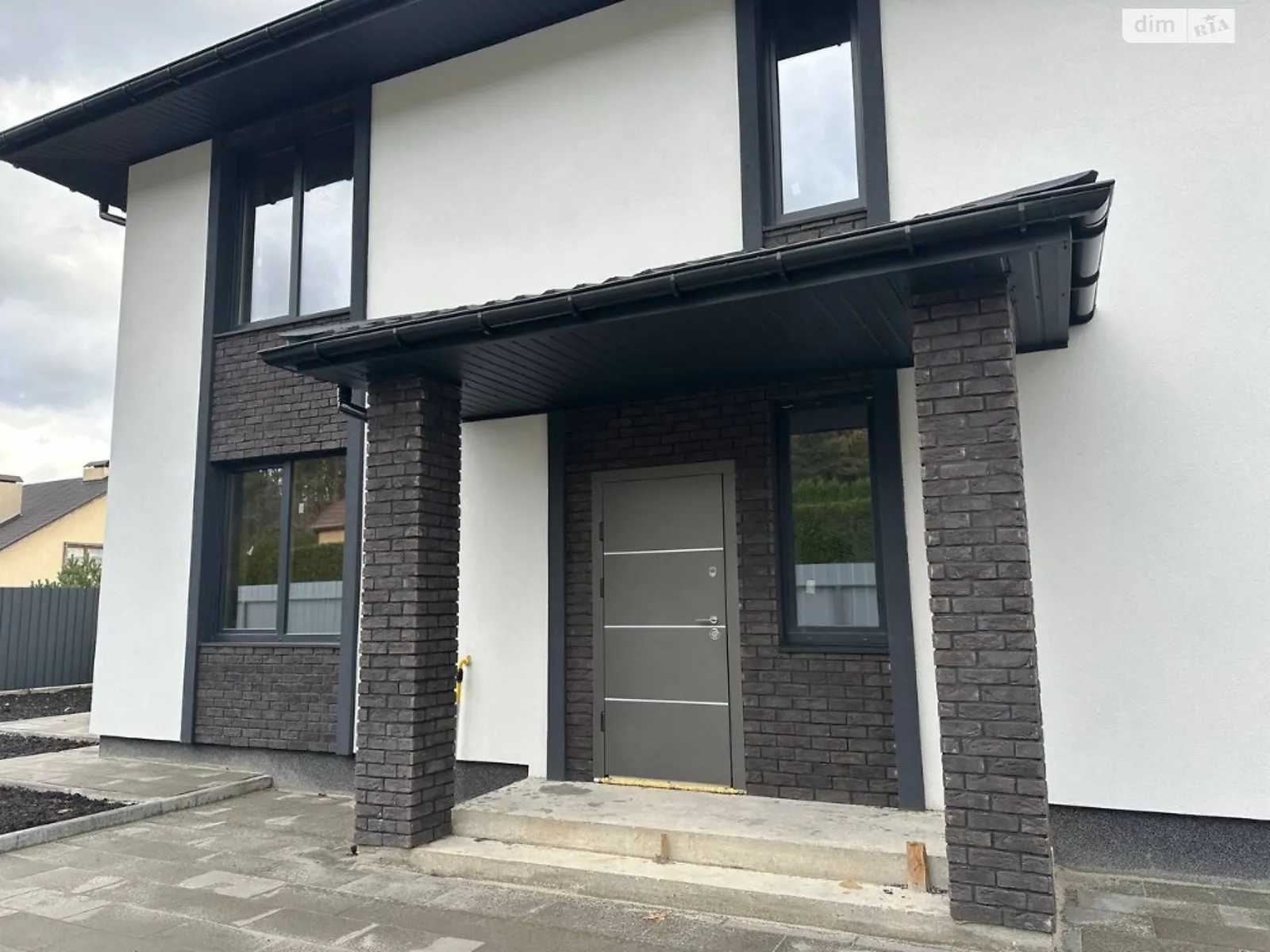 Продається будинок 2 поверховий 130 кв. м з ділянкою, цена: 165000 $ - фото 1