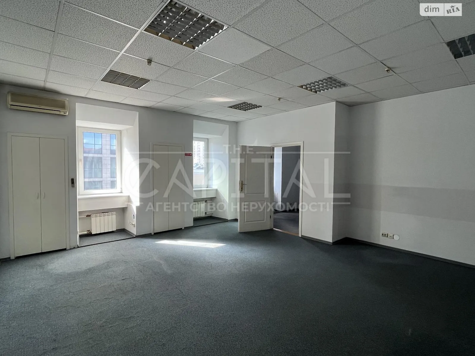 Продается офис 534 кв. м в бизнес-центре, цена: 780000 $ - фото 1