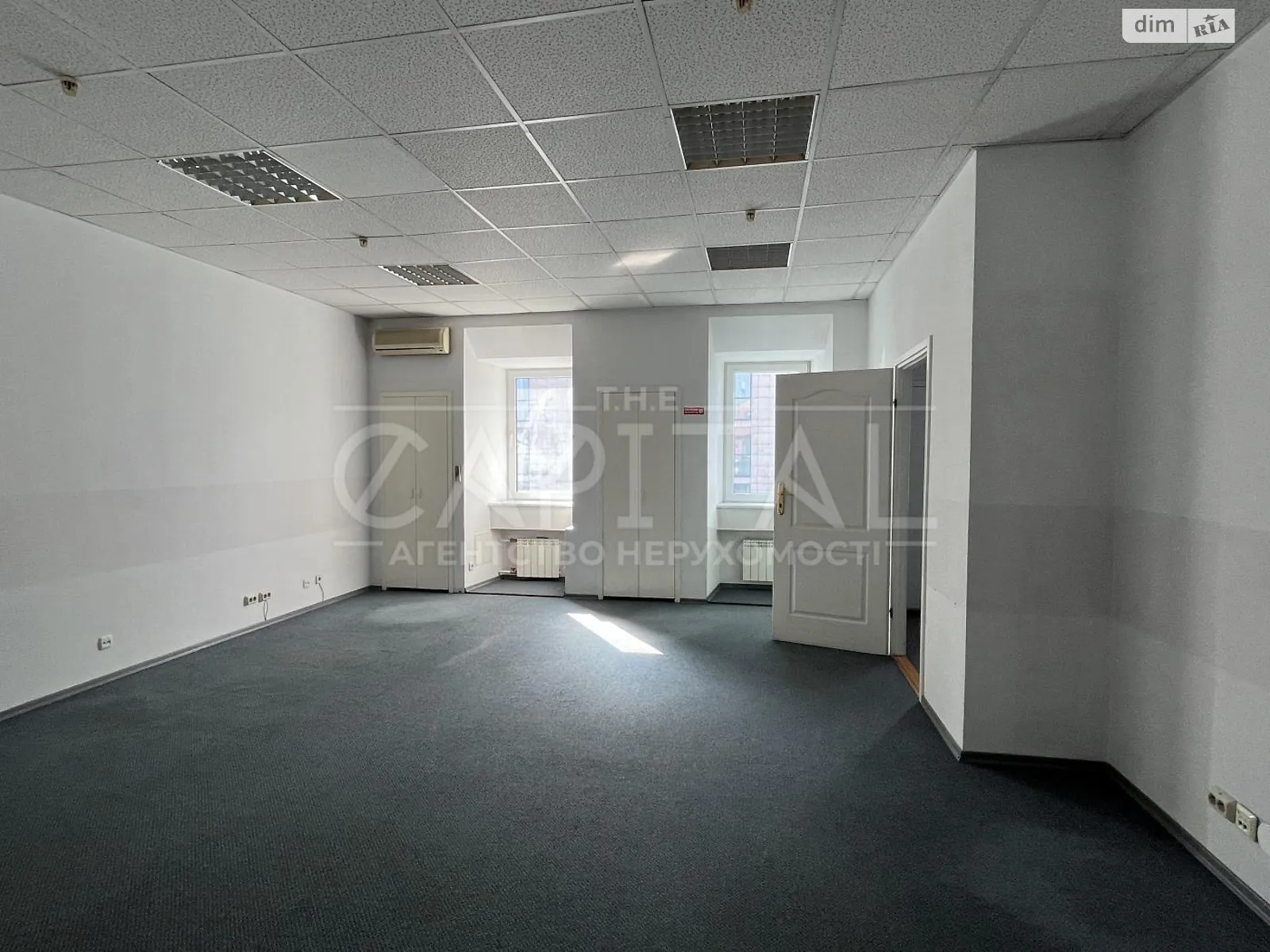Продается офис 534 кв. м в бизнес-центре - фото 2