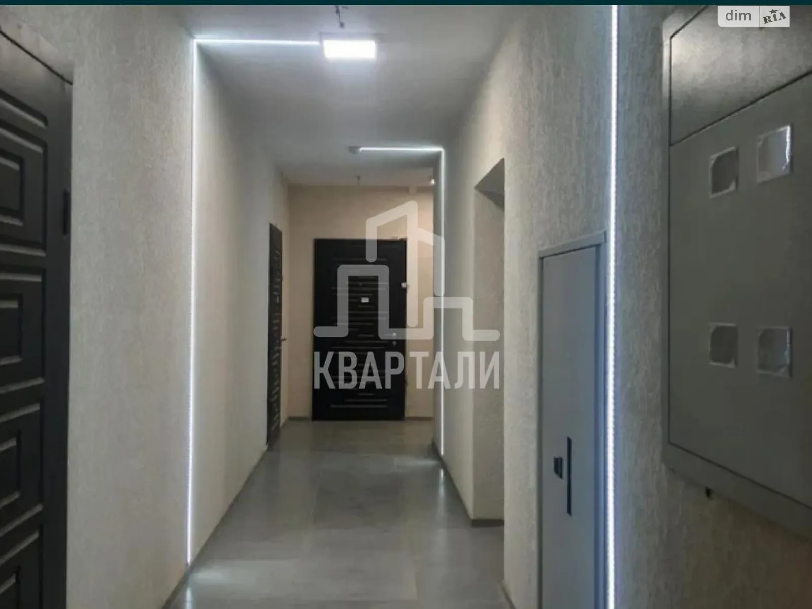 Продается 2-комнатная квартира 67 кв. м в Киеве, цена: 67000 $