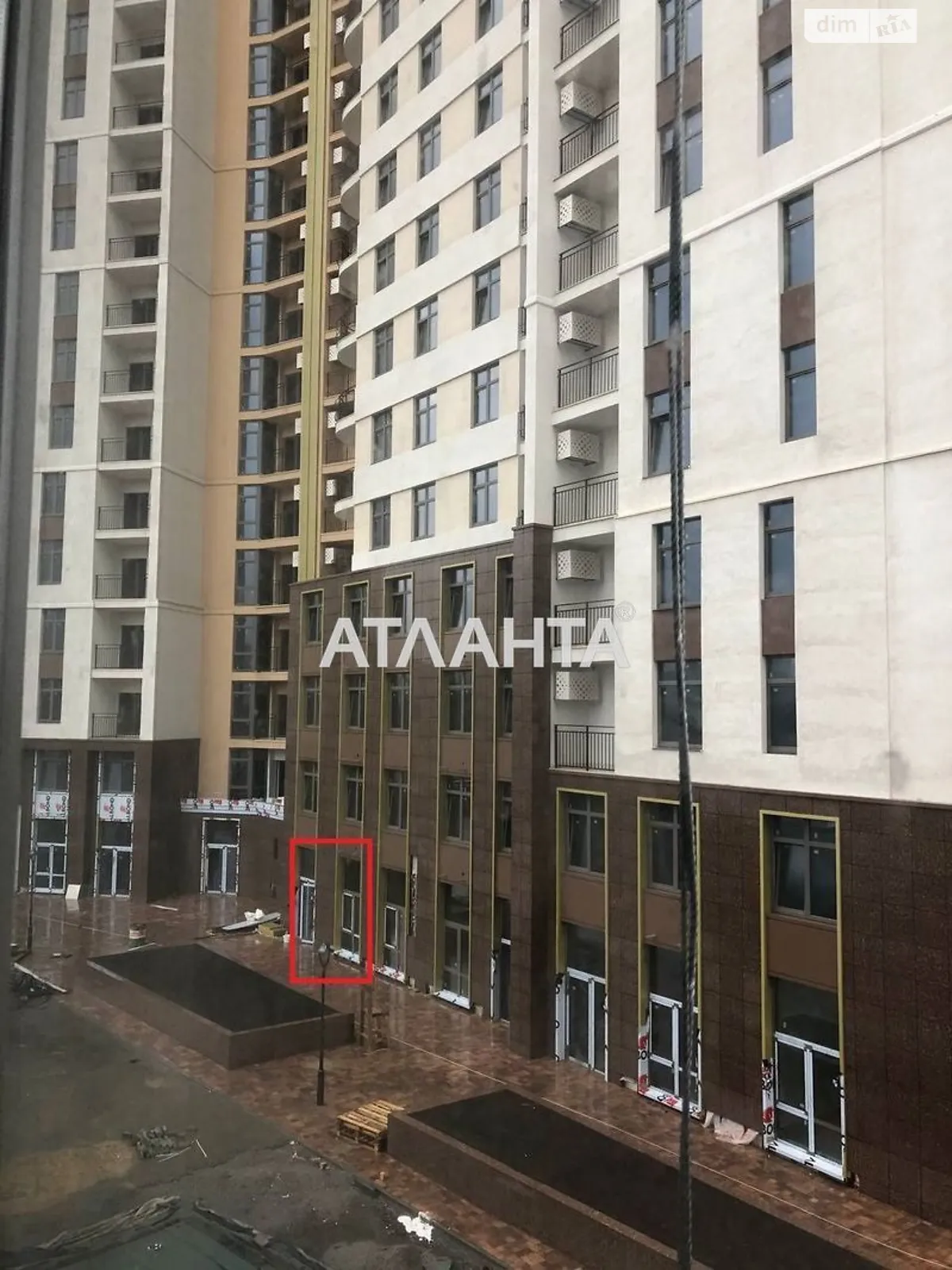 Продается офис 43 кв. м в бизнес-центре, цена: 107450 $