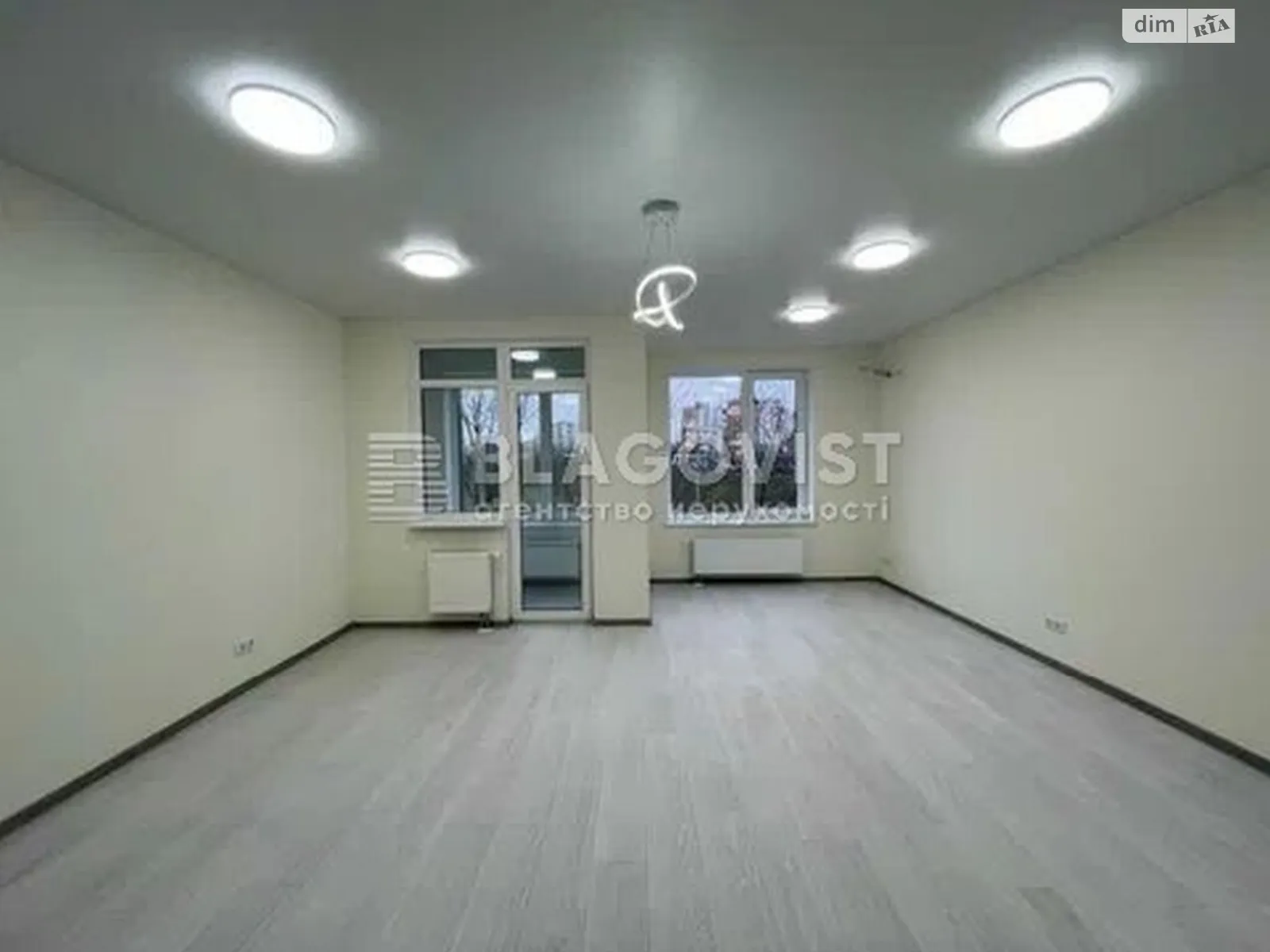 Продается 1-комнатная квартира 44 кв. м в Киеве, цена: 86000 $