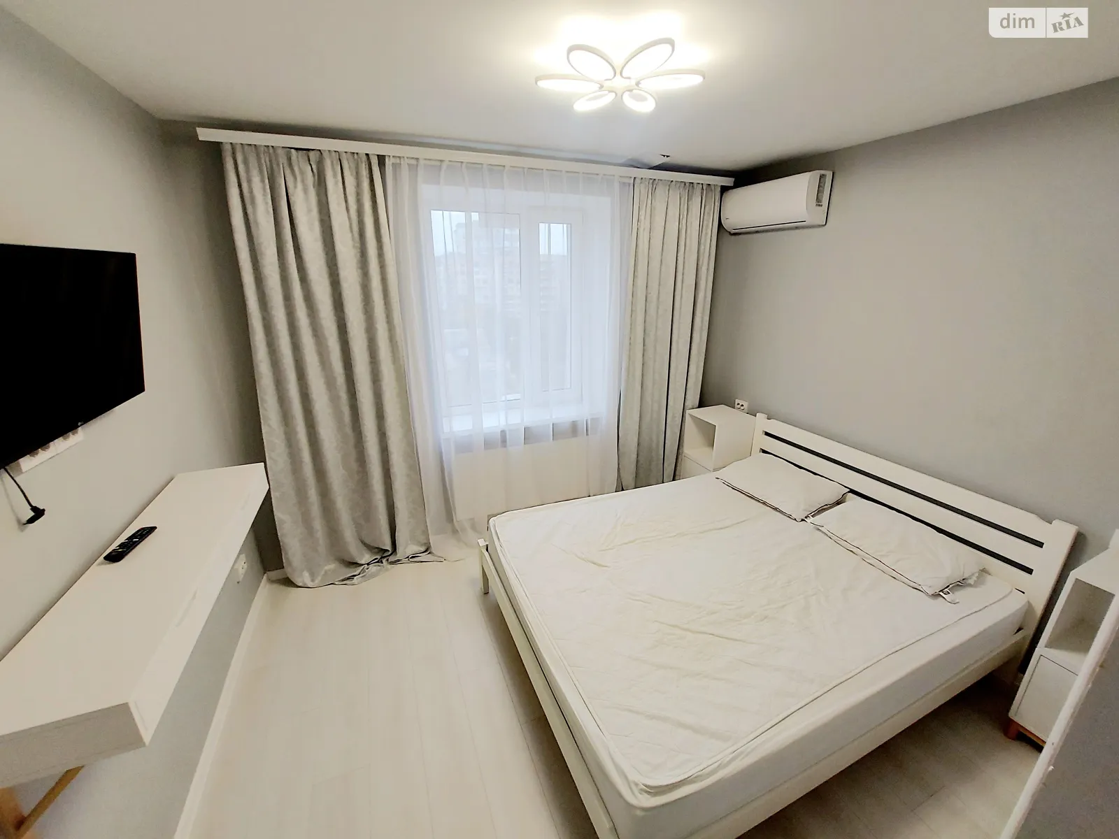 Продается 3-комнатная квартира 80 кв. м в Одессе, цена: 63000 $
