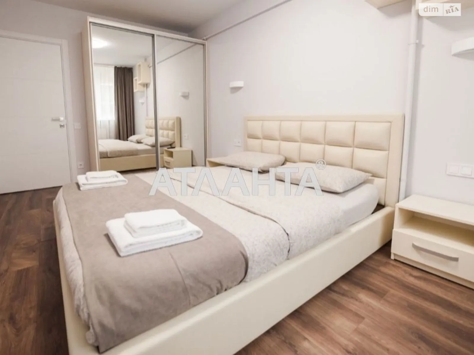 Продается 1-комнатная квартира 45 кв. м в Львове, ул. Княгини Ольги