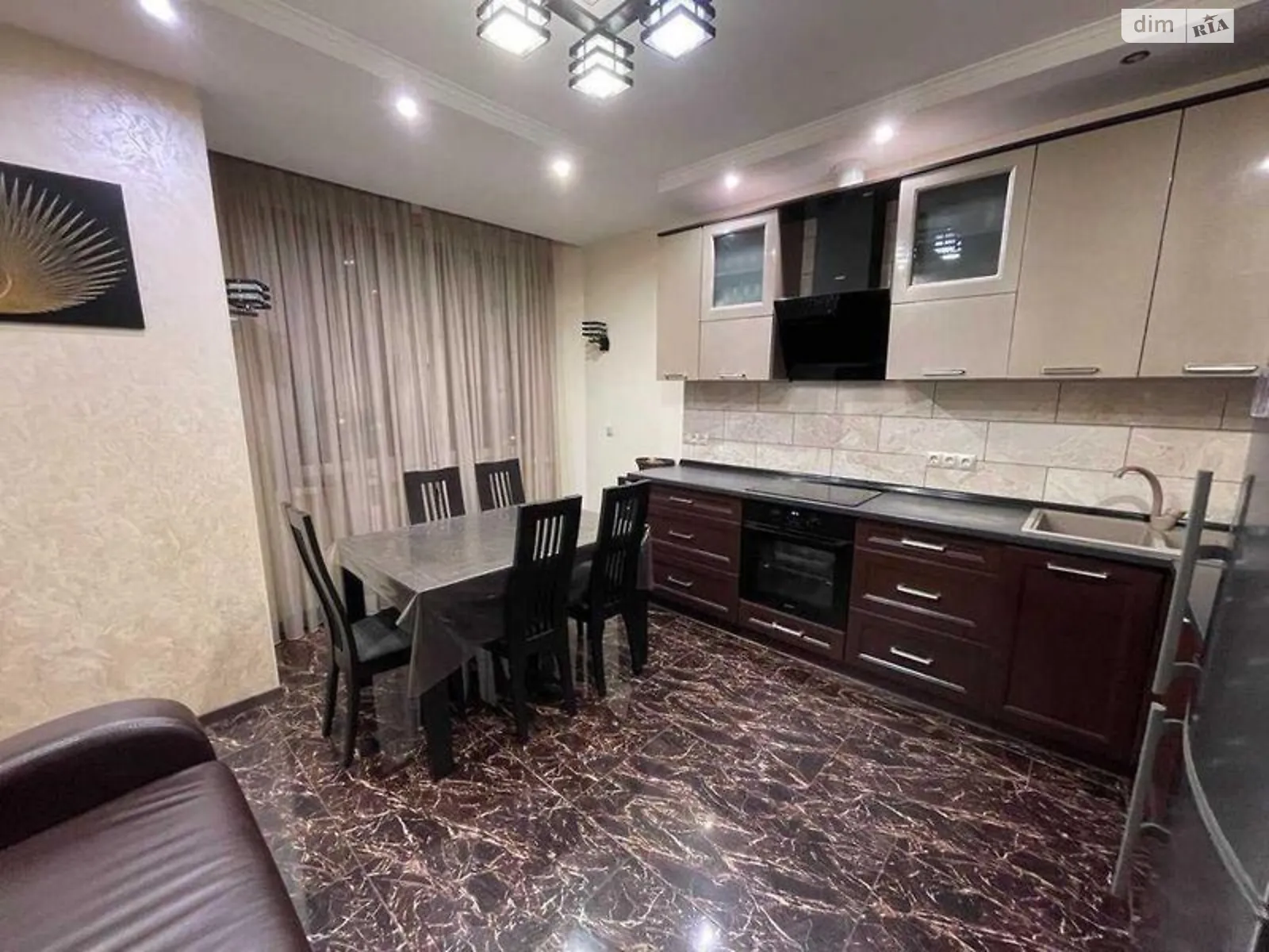 Продается 3-комнатная квартира 103 кв. м в Киеве, ул. Драгоманова, 4А - фото 1