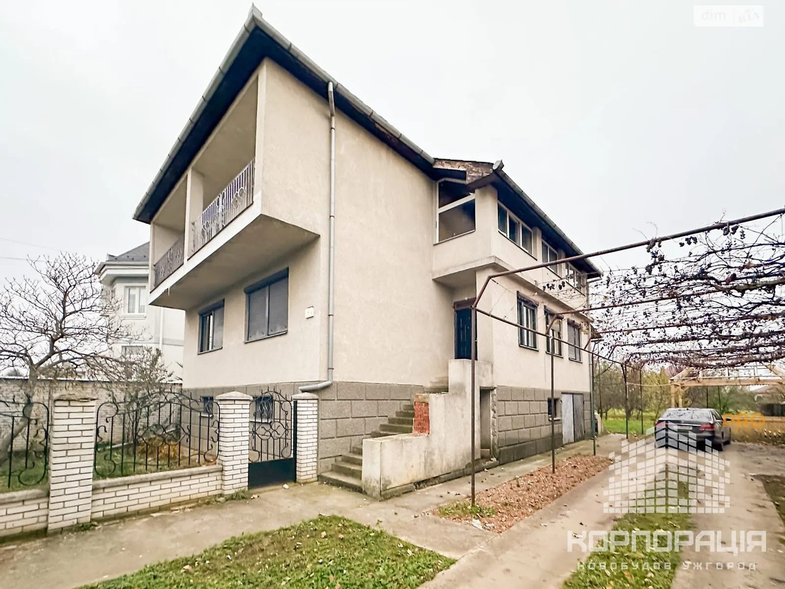 Продается дом на 2 этажа 397 кв. м с беседкой, цена: 140935 $ - фото 1