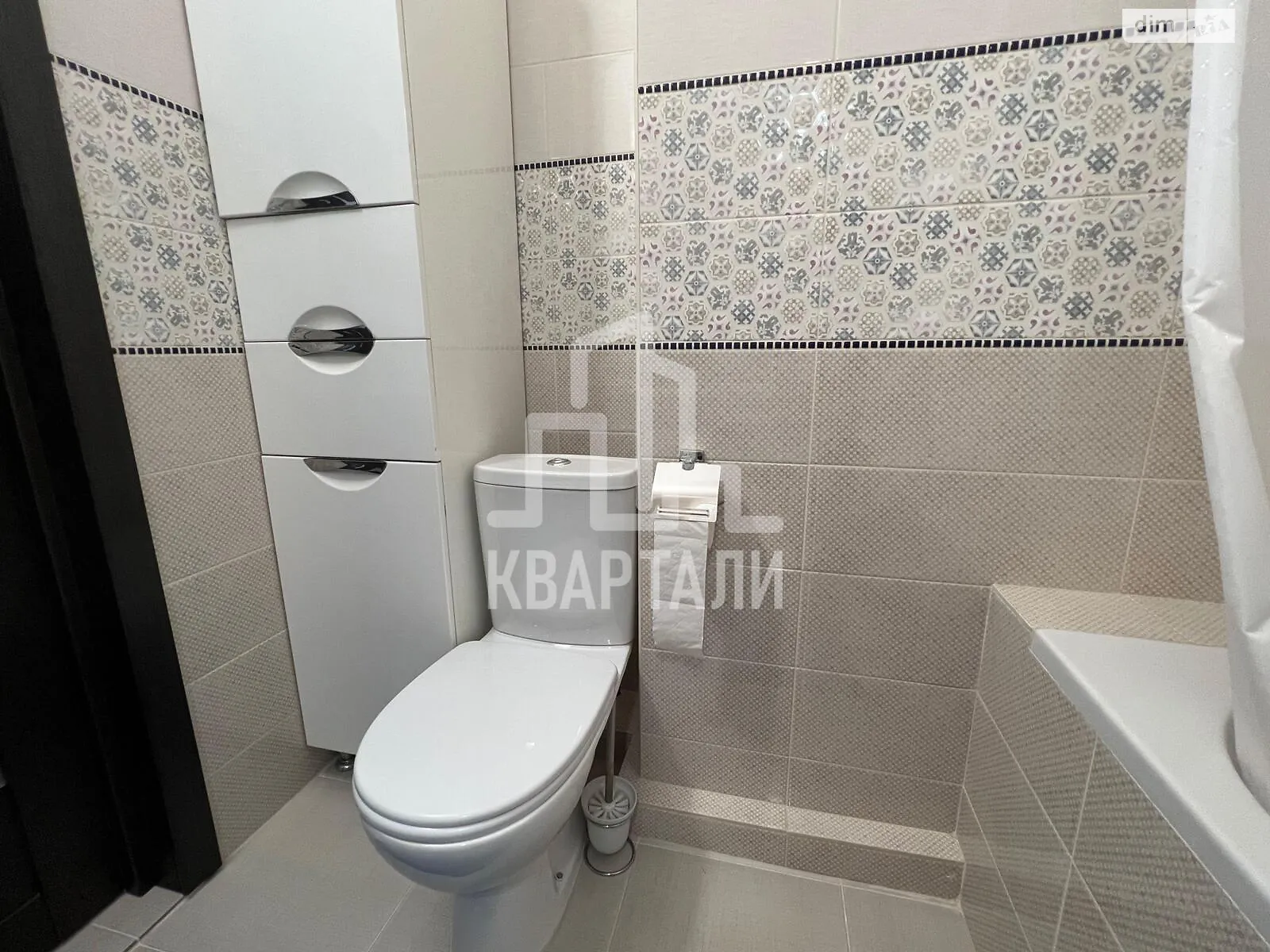 Продается 1-комнатная квартира 38 кв. м в Киеве, цена: 69000 $
