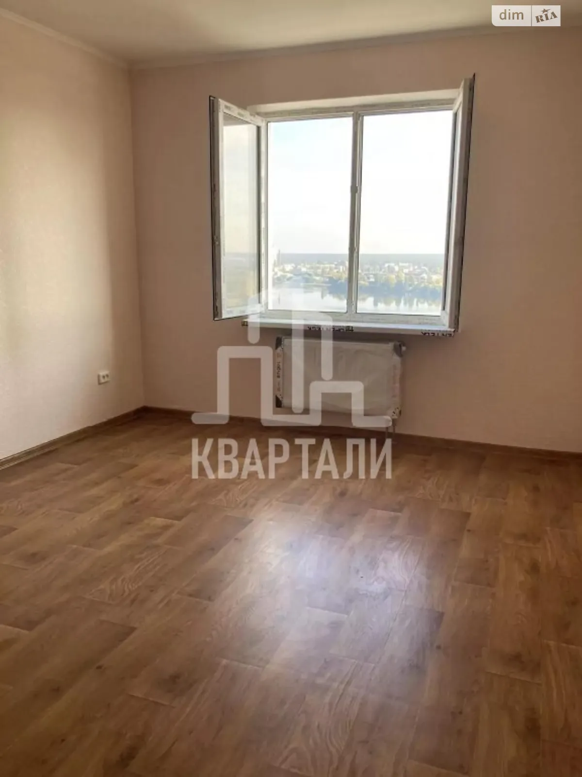 Продается 1-комнатная квартира 49 кв. м в Киеве, цена: 62000 $