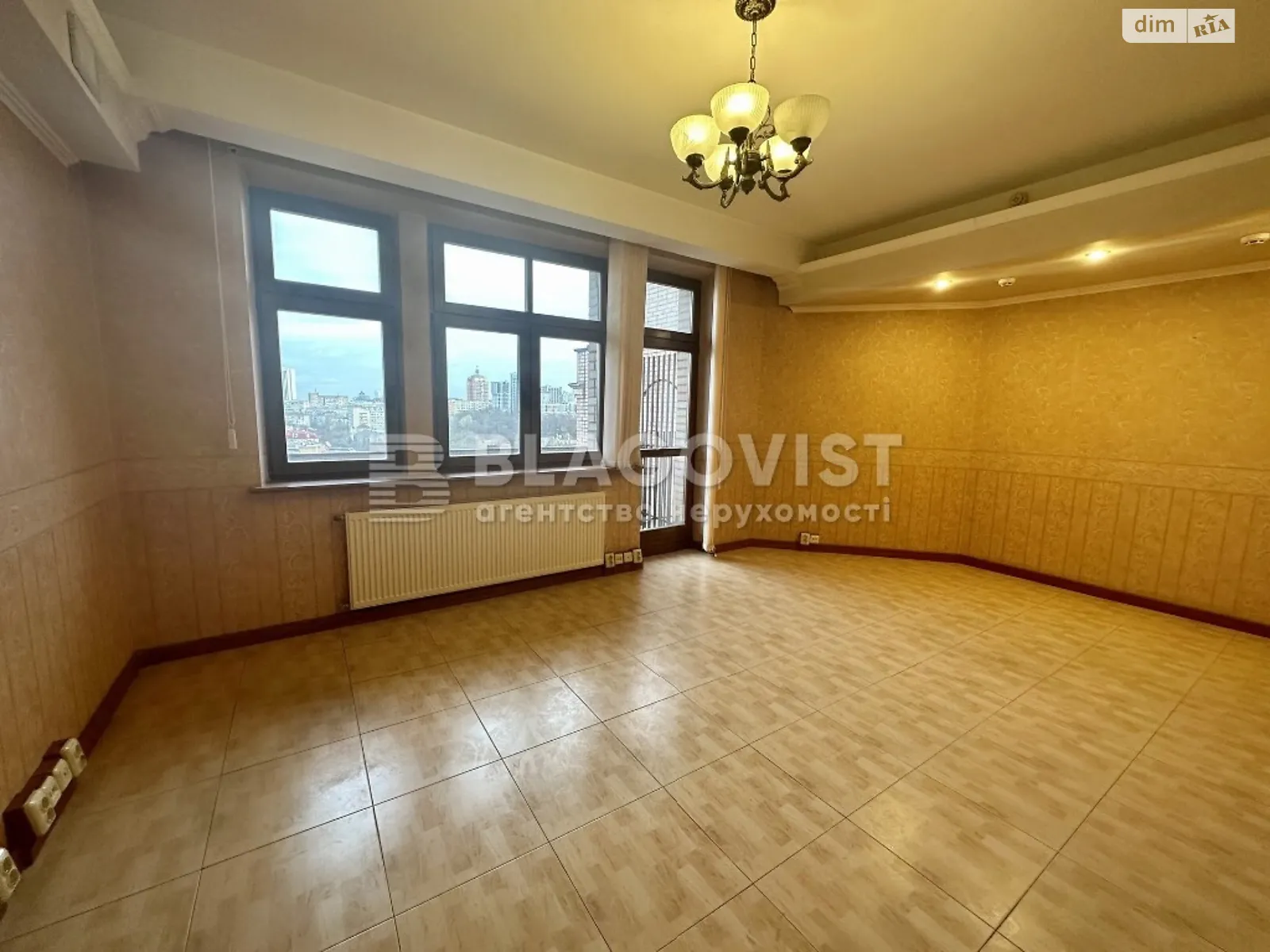 Продается 3-комнатная квартира 94 кв. м в Киеве, ул. Павловская, 18 - фото 1