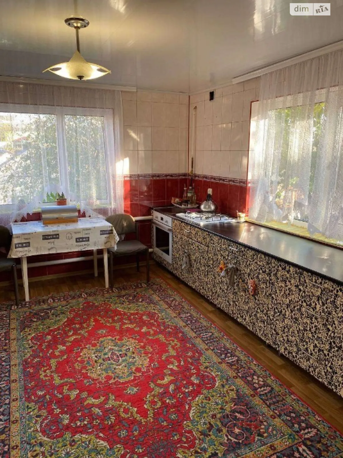 Продається одноповерховий будинок 88 кв. м з каміном, цена: 65000 $