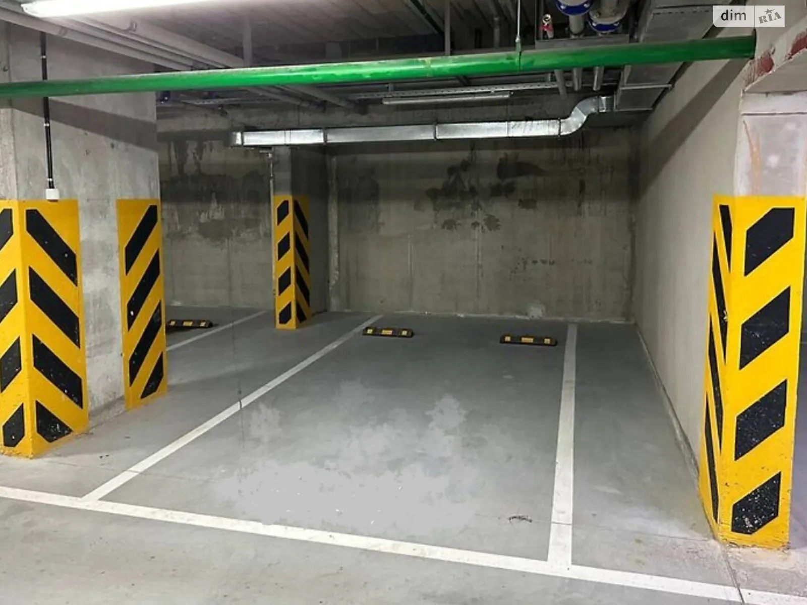 Продается подземный паркинг под легковое авто на 17.7 кв. м - фото 3