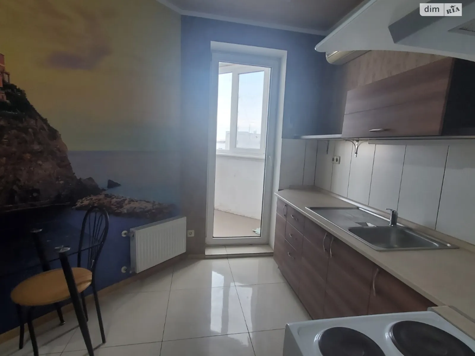 Продается 2-комнатная квартира 57 кв. м в Одессе, ул. Среднефонтанская - фото 1