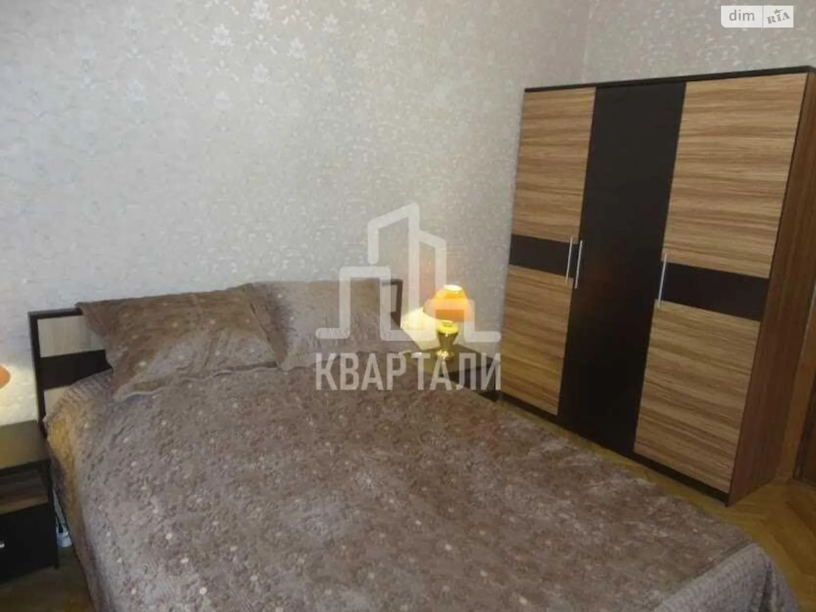 Продается 2-комнатная квартира 56 кв. м в Киеве, ул. Подгорная, 12 - фото 1