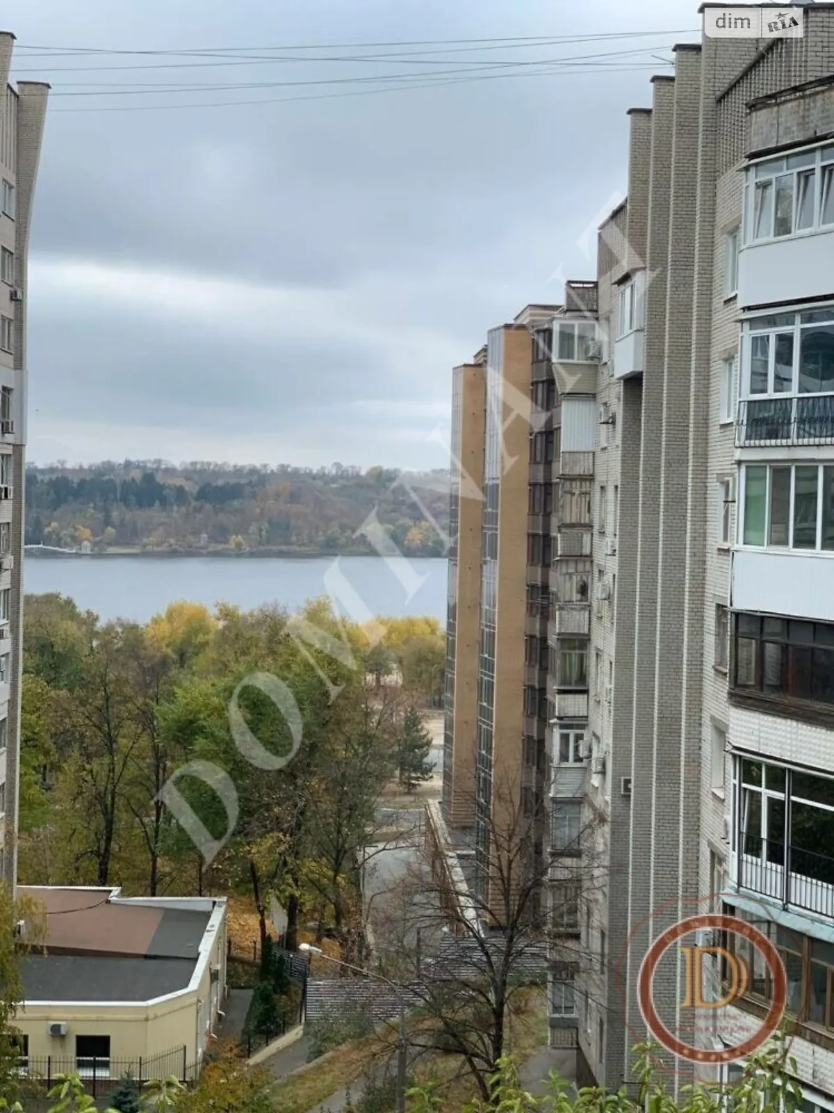 3-комнатная квартира 67 кв. м в Запорожье, ул. Дунайская - фото 1