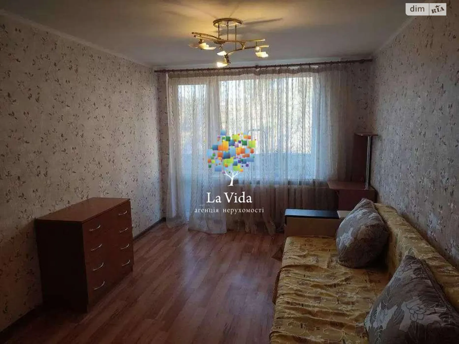 Продается 1-комнатная квартира 28 кв. м в Киеве, ул. Белорусская - фото 1