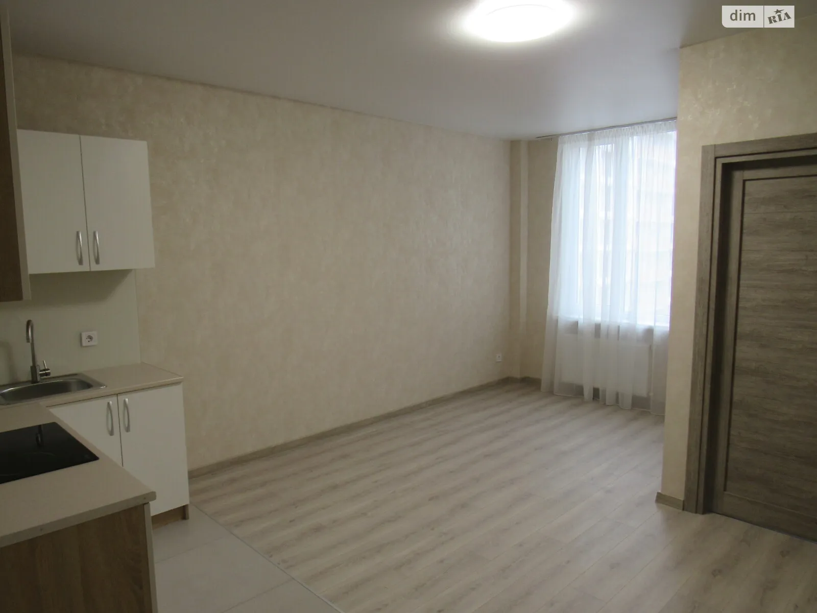 Продається 1-кімнатна квартира 37 кв. м у Одесі, вул. Генерала Цвєтаєва - фото 1