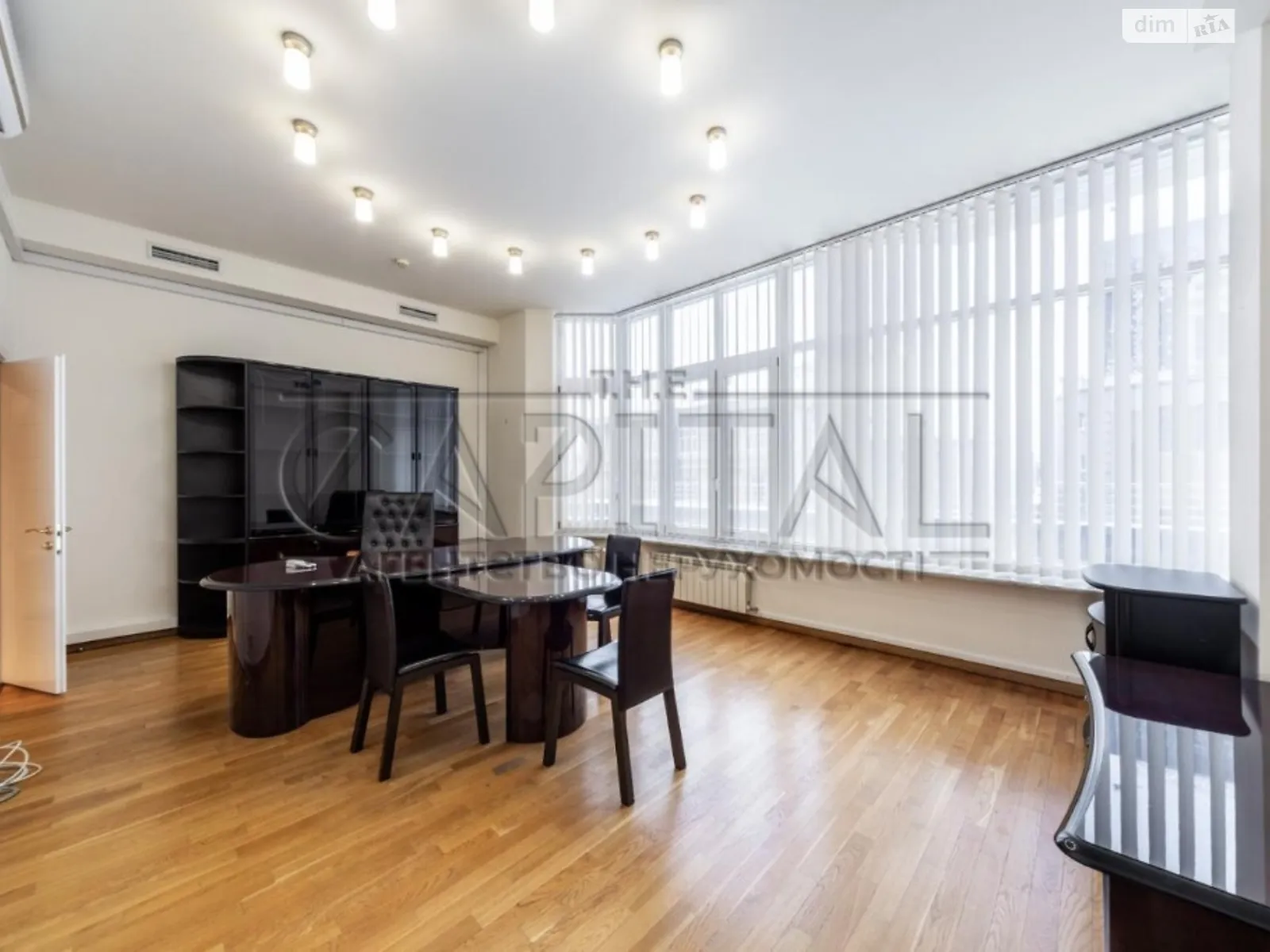 Продається офіс 177 кв. м в бізнес-центрі, цена: 619500 $ - фото 1