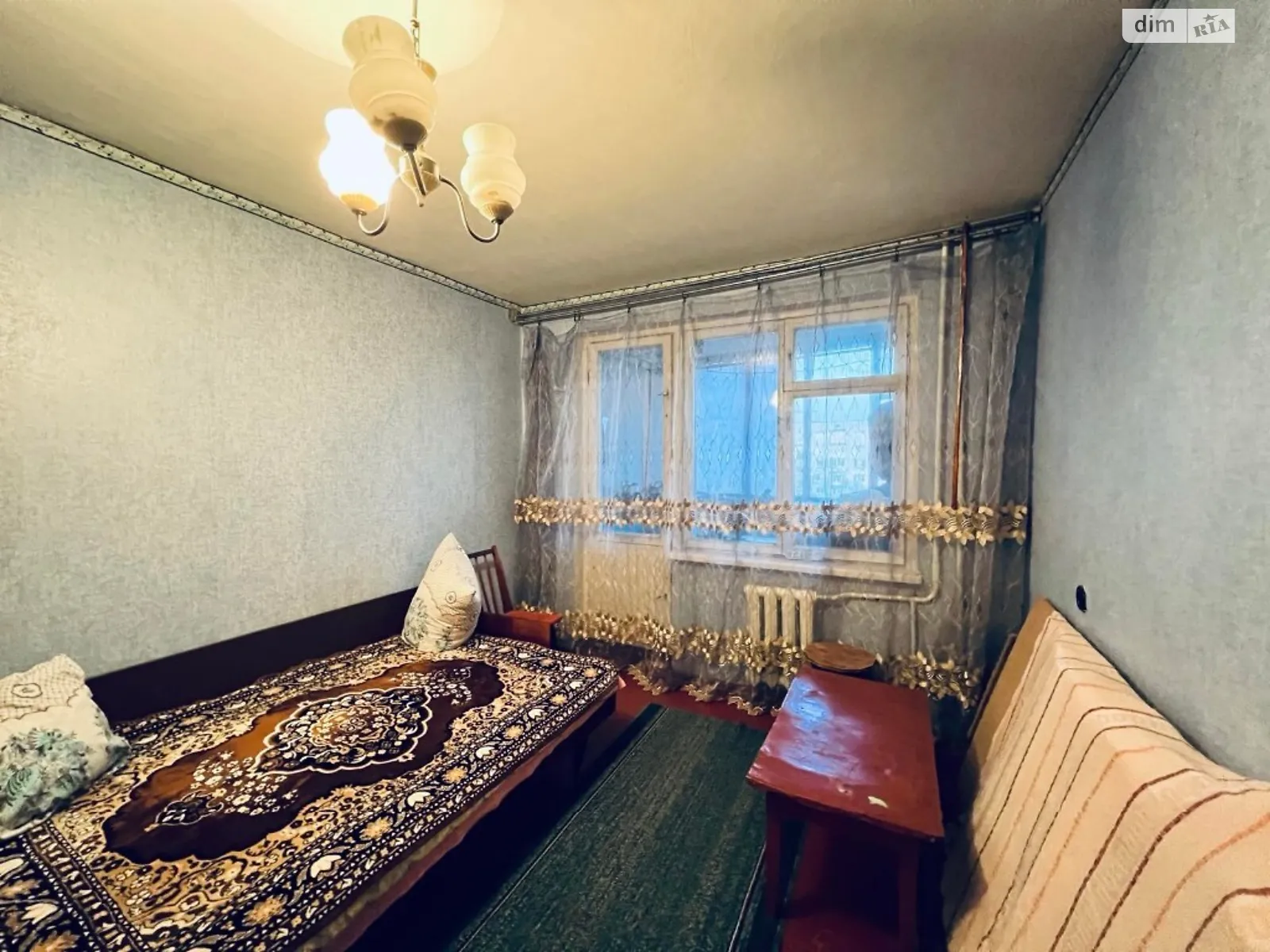 Здається в оренду кімната 68 кв. м у Черкасах, цена: 3000 грн - фото 1