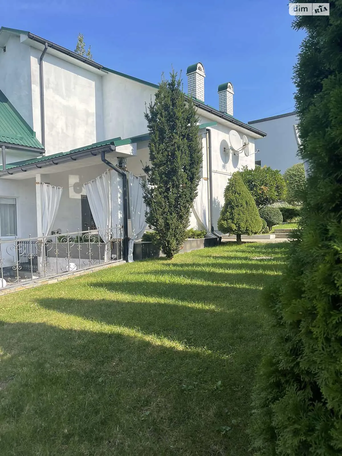 Продается дом на 2 этажа 170 кв. м с террасой, цена: 270000 $ - фото 1