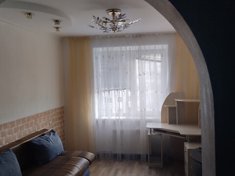 Сдается в аренду 2-комнатная квартира 50 кв. м в Житомире, ул. Клосовского Александра