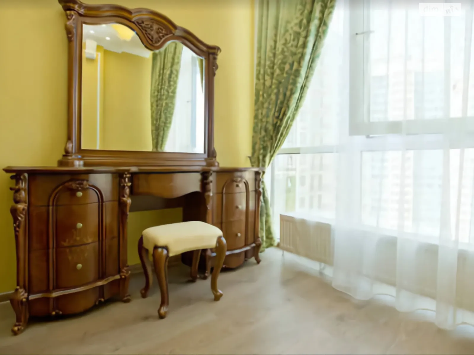 Продается 1-комнатная квартира 47 кв. м в Одессе, плато Гагаринское - фото 1