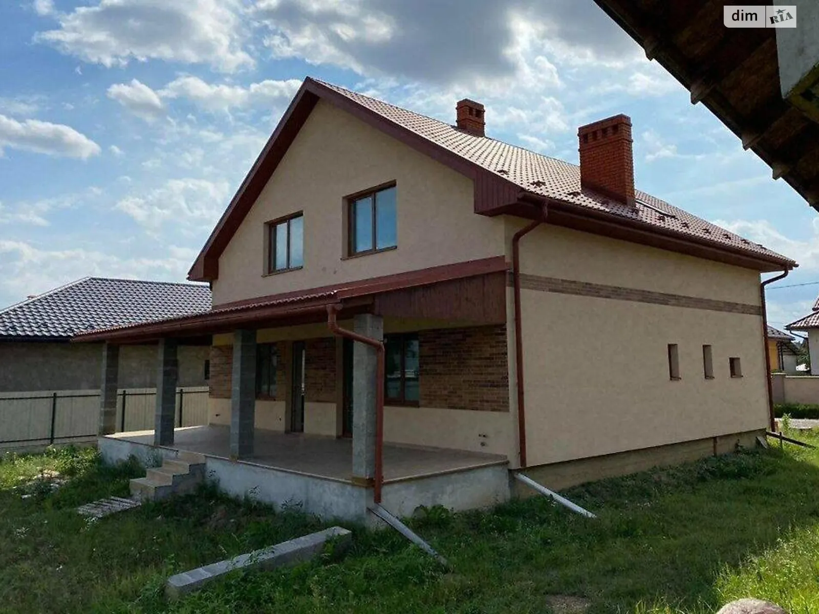 Продается дом на 2 этажа 209 кв. м с балконом, цена: 185000 $ - фото 1