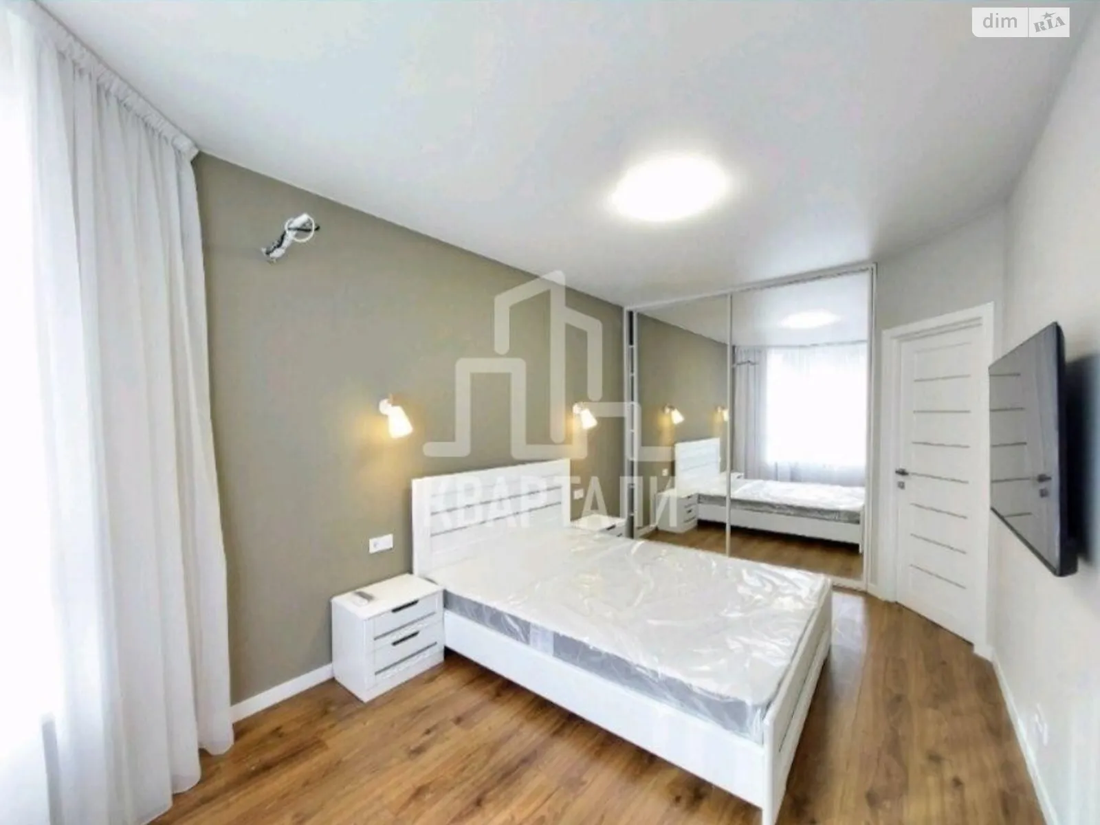 Продається 1-кімнатна квартира 39 кв. м у Новосілках, цена: 74999 $