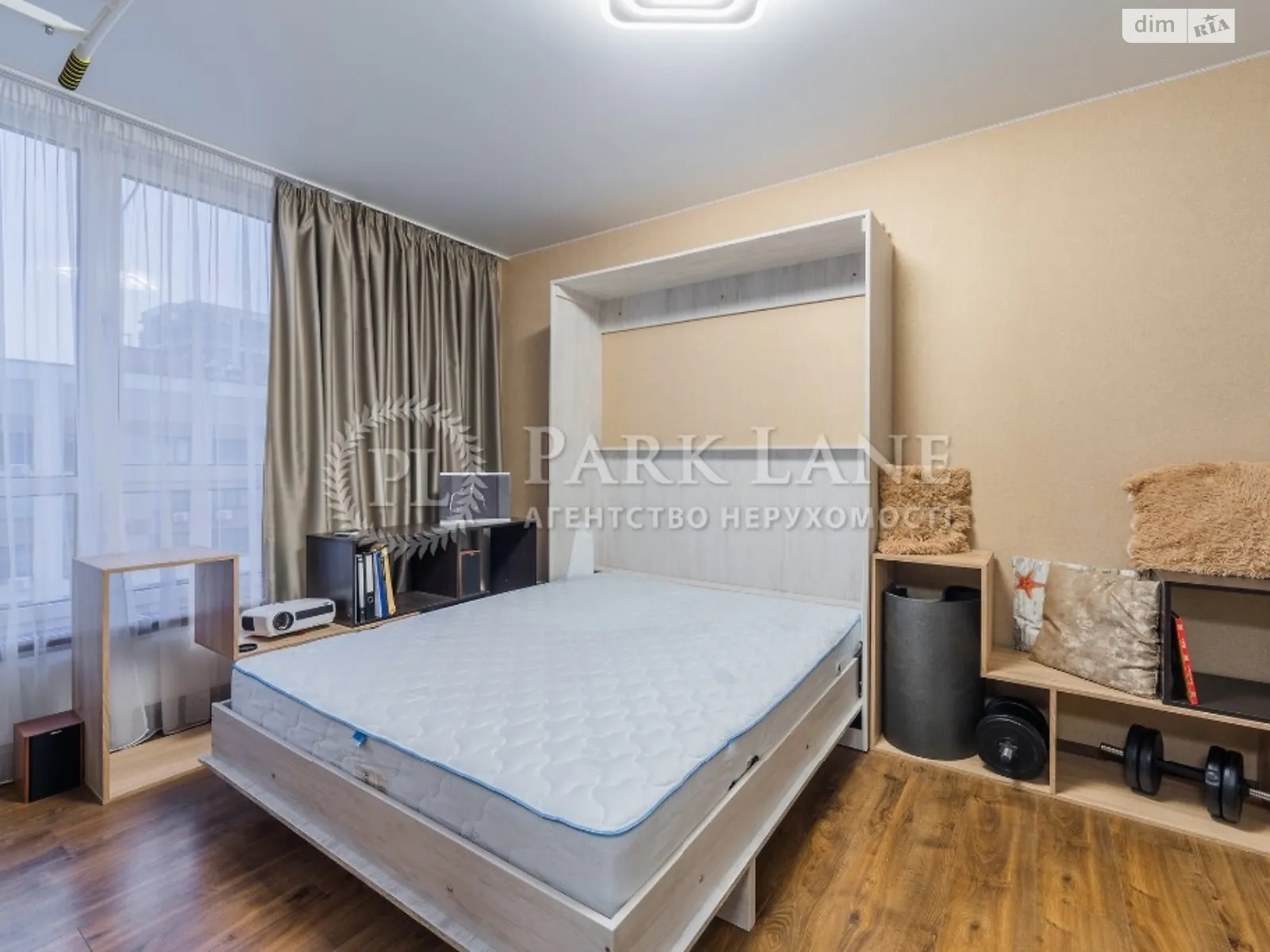 Продается 1-комнатная квартира 48.4 кв. м в Киеве, просп. Европейского Союза(Правды), 41В