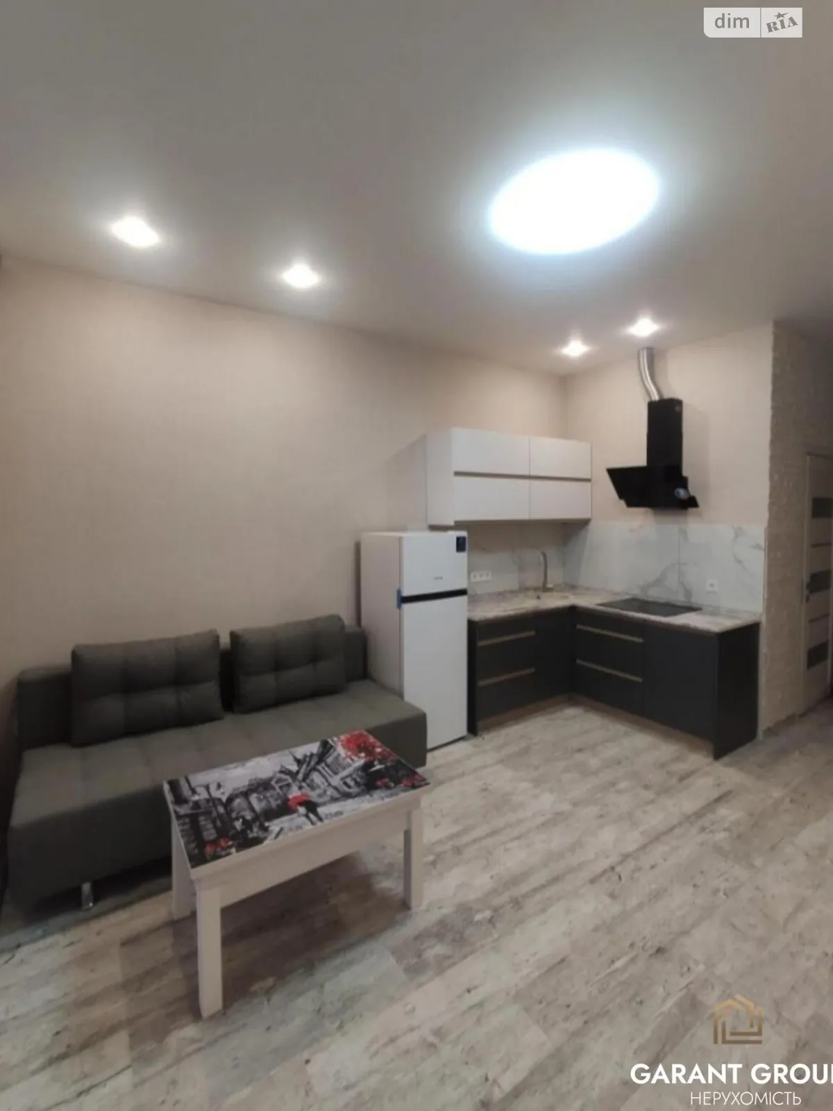 Продается 1-комнатная квартира 36 кв. м в Одессе, цена: 36000 $