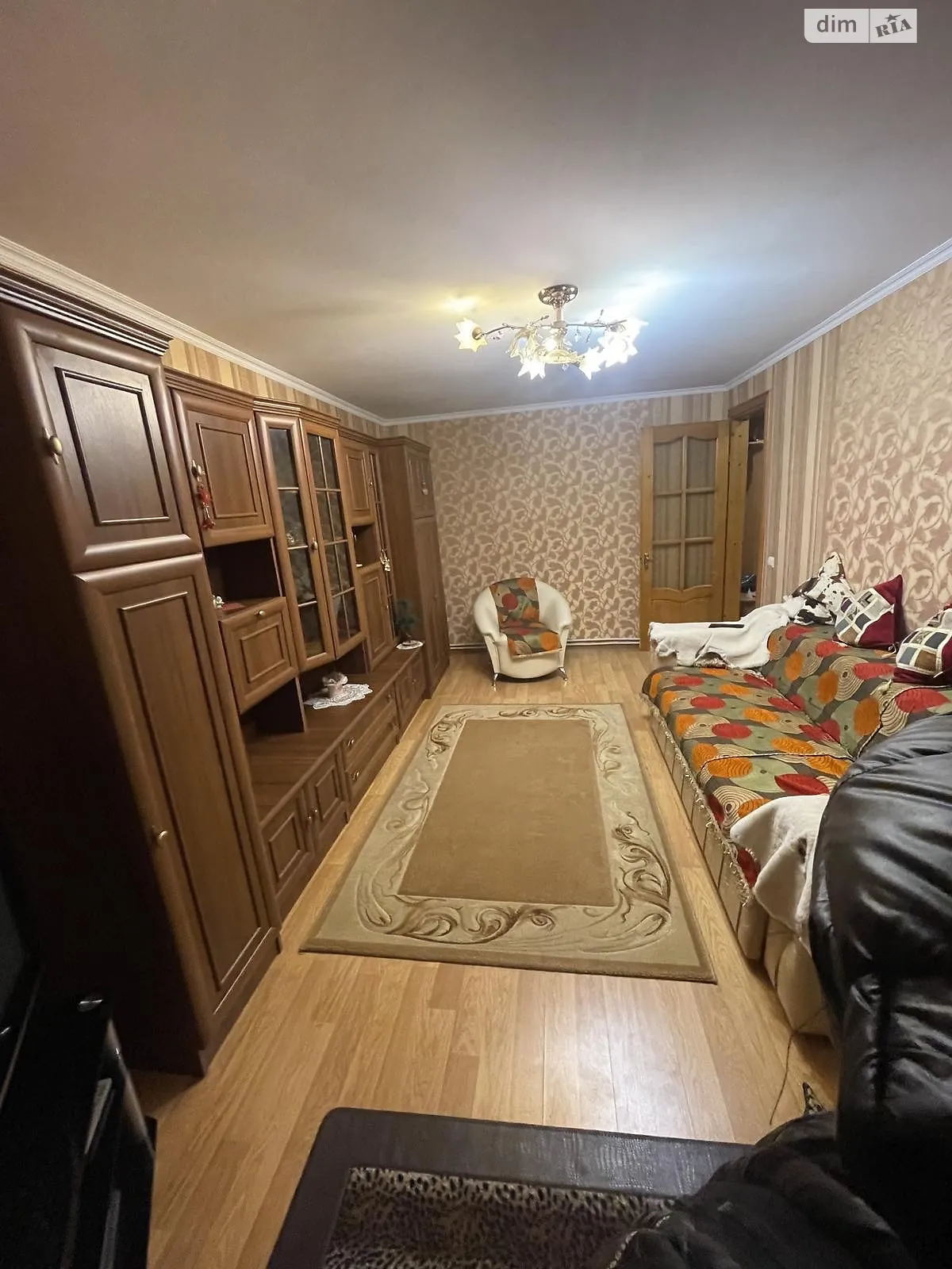 Продается 3-комнатная квартира 70 кв. м в Черновцах - фото 3