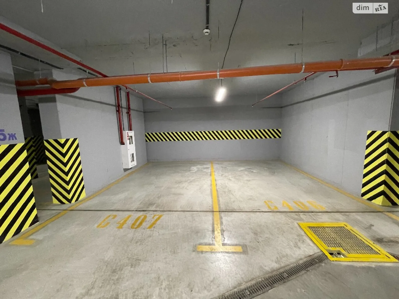Продается подземный паркинг универсальный на 17.5 кв. м, цена: 12750 $