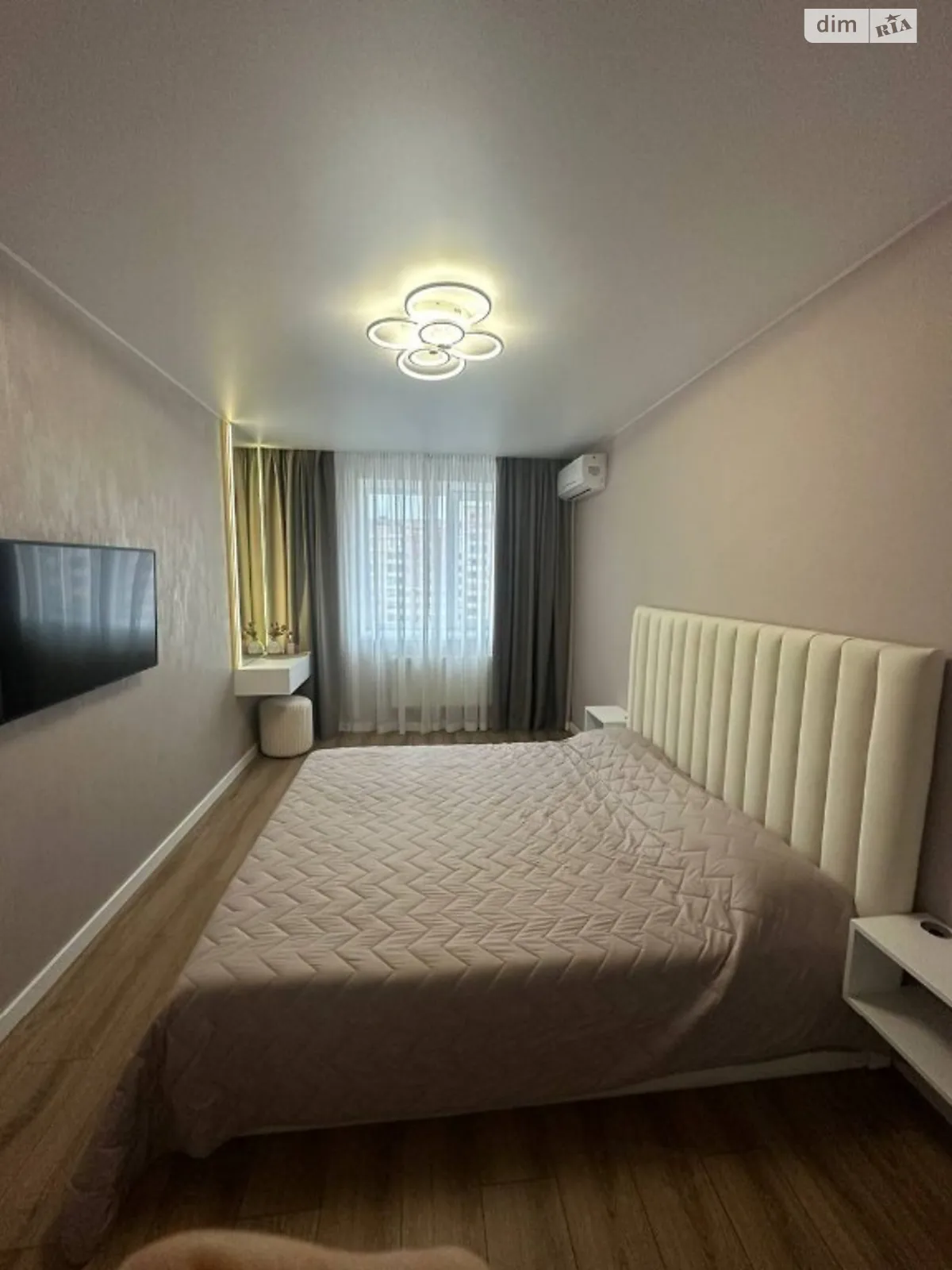 Продается 3-комнатная квартира 69 кв. м в Слобожанском, ул. Владимирская, 1 - фото 1