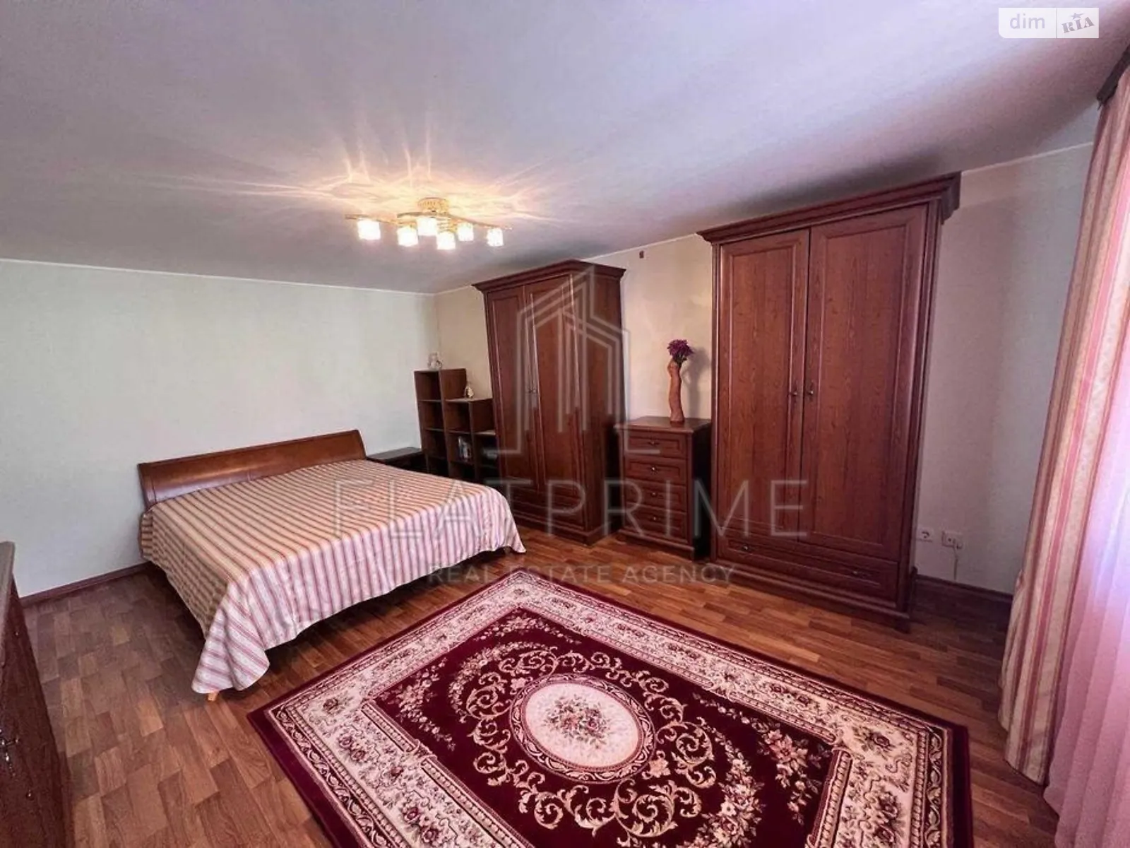 Продается 3-комнатная квартира 121 кв. м в Киеве, ул. Степана Рудницкого(Академика Вильямса), 9