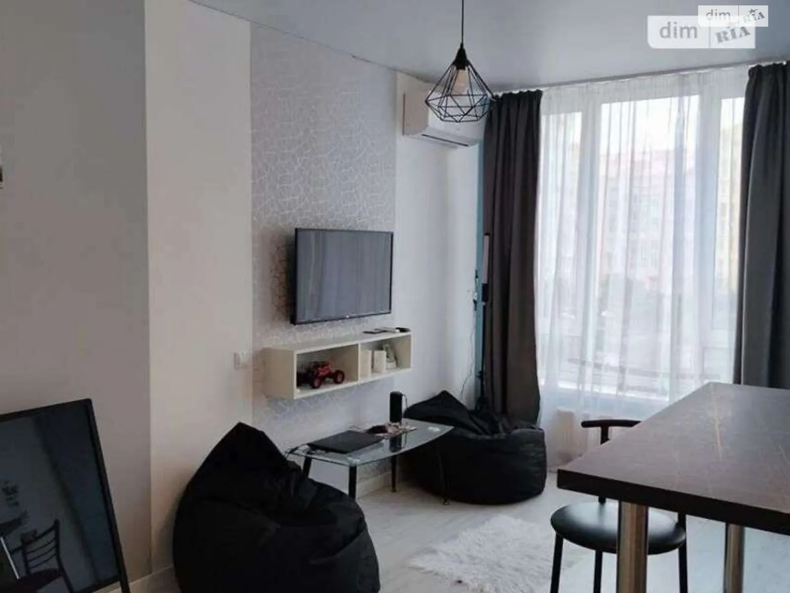 Продается 1-комнатная квартира 31 кв. м в Киеве, ул. Регенераторная, 17 - фото 1