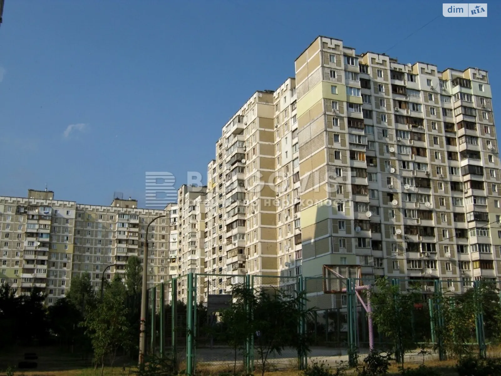 Продается 3-комнатная квартира 79.1 кв. м в Киеве, ул. Ревуцкого, 44 - фото 1