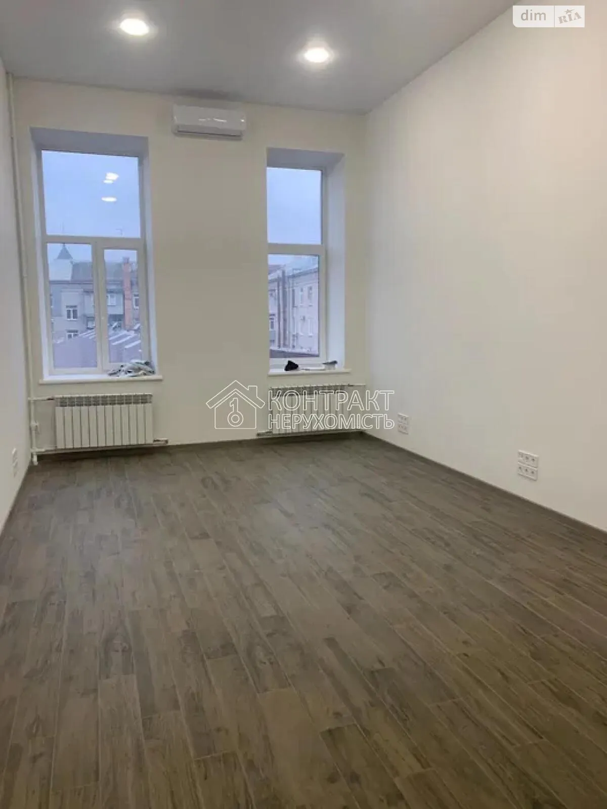 Сдается в аренду офис 181 кв. м в бизнес-центре - фото 2